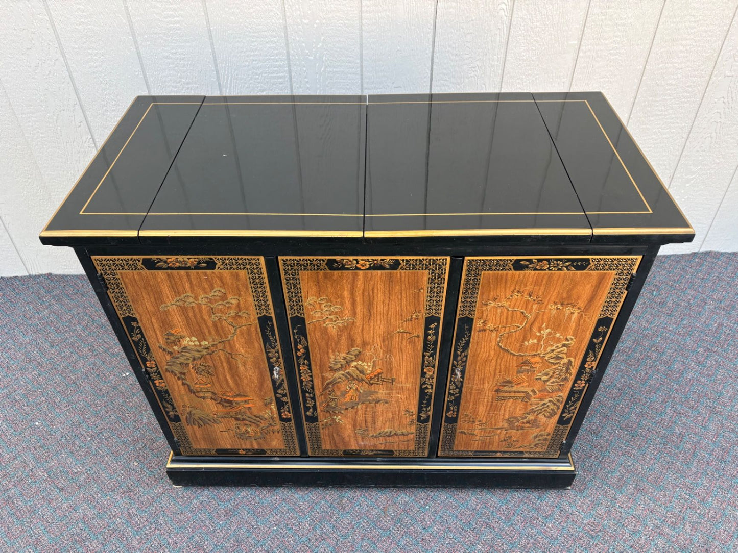 67425 Drexel Oriental Style Bar Cart with Expandable Top