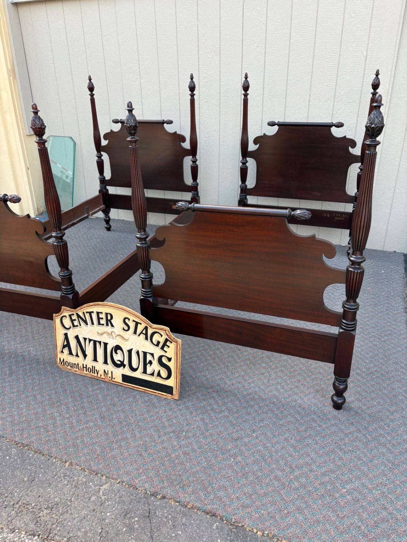 67668 Pair of Vintage PAINE Furniture  Mahogany Twin Beds with Carved Pineapple Finials