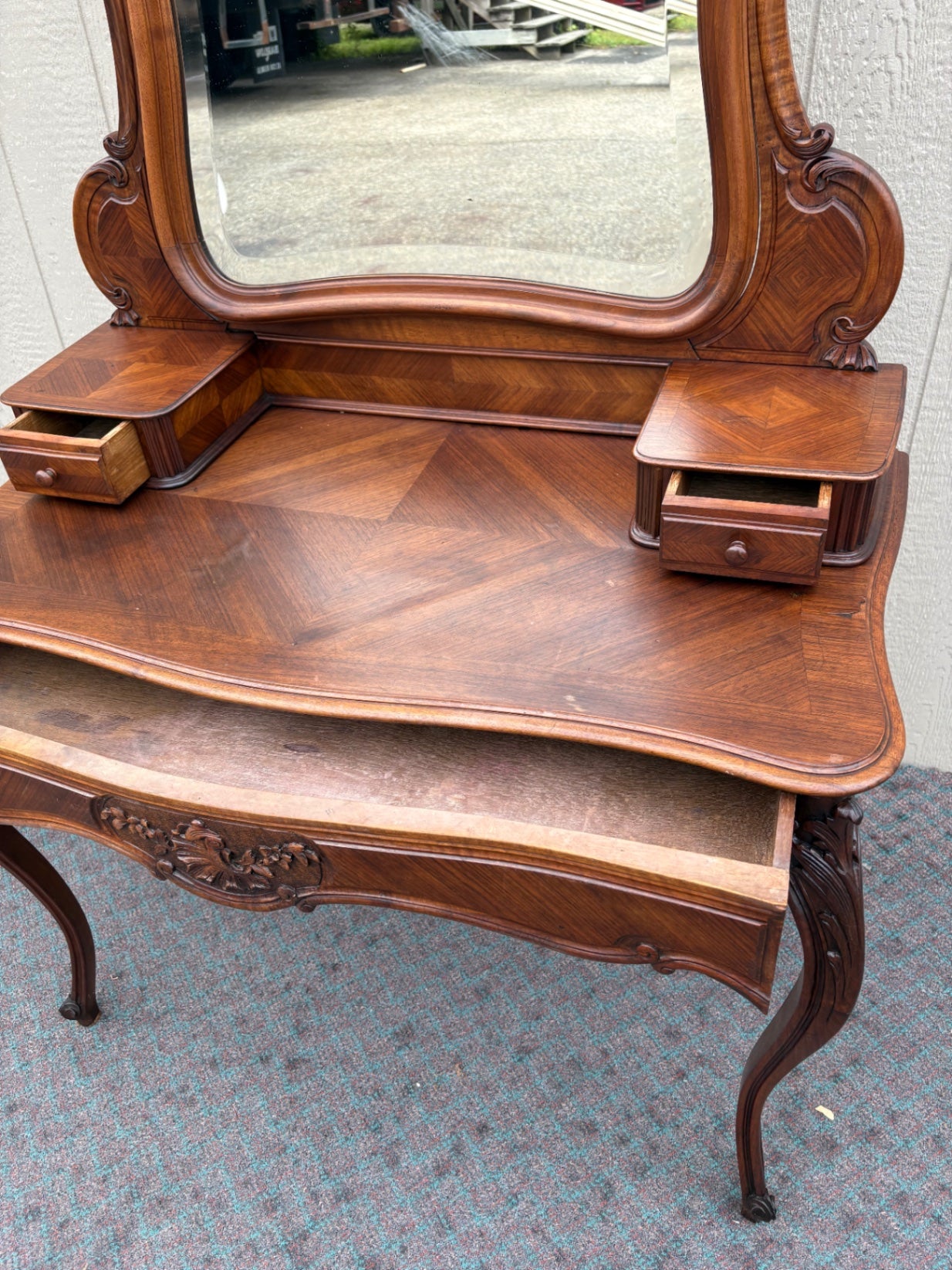 68043 Elegant French Rococo Vanity with Mirror in Rich Walnut