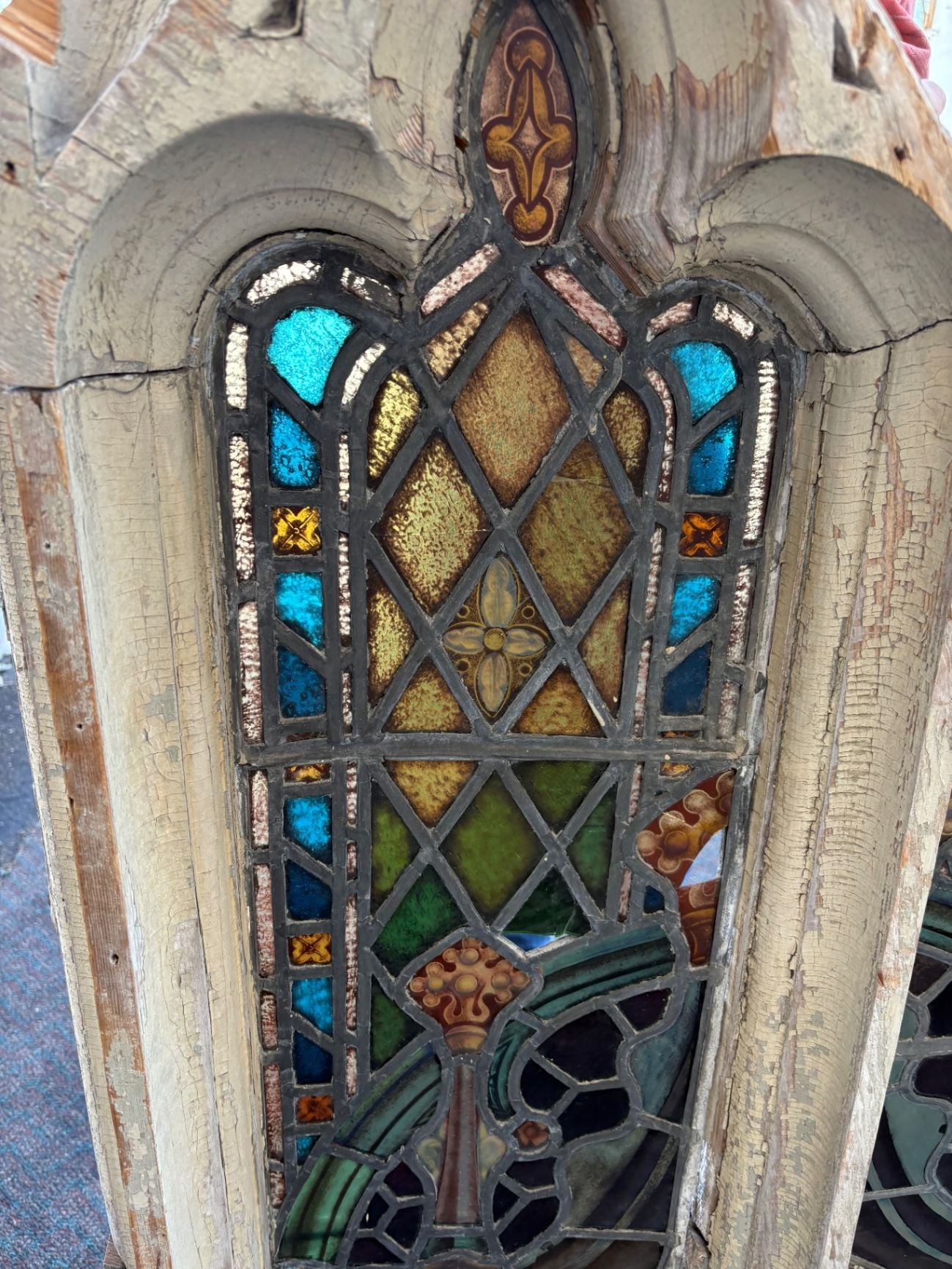 67488 Gothic Arched Stained Glass Window with Wooden Frame