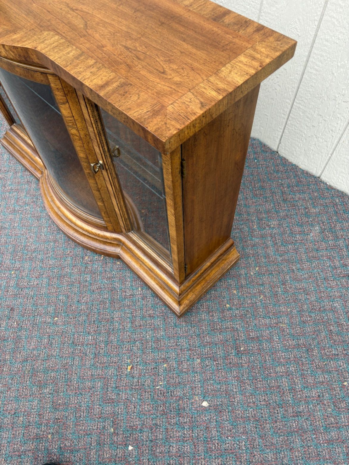 67663 American of Martinsville Serpentine Buffet with Glass Doors