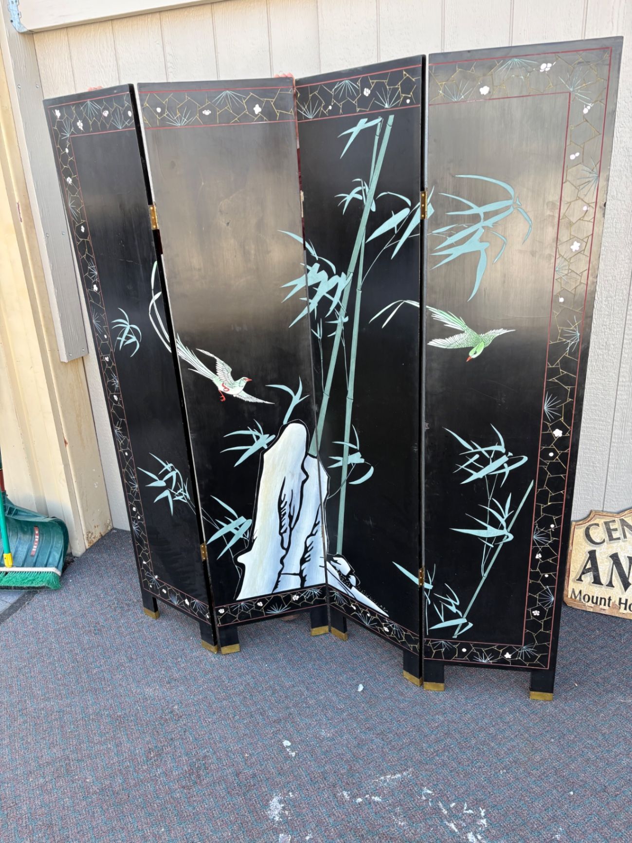 66277  Hand-Painted Oriental Folding Screen with Crane Motif