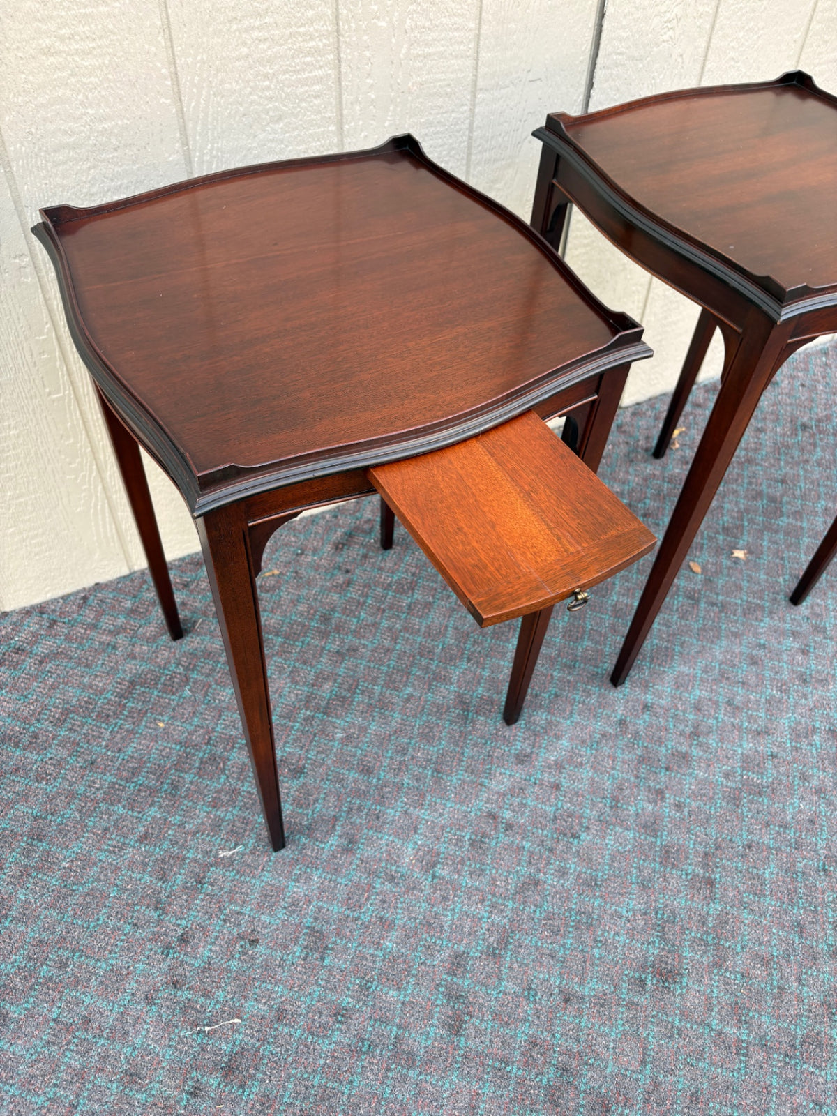 68160  Pair of Fine Arts Furniture Side Tables with Pull-Outs, Mahogany