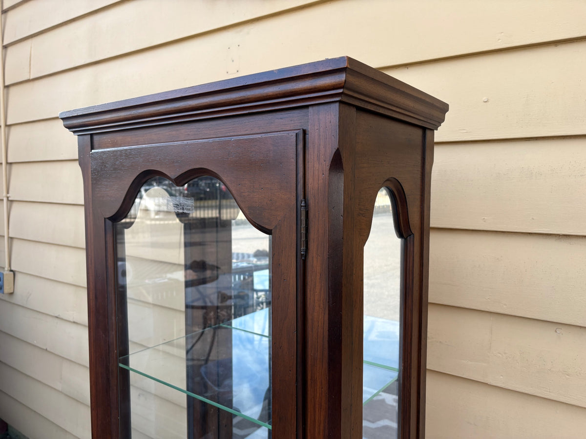 68203 Elegant Hekman Lighted Curio Cabinet with Glass Shelves