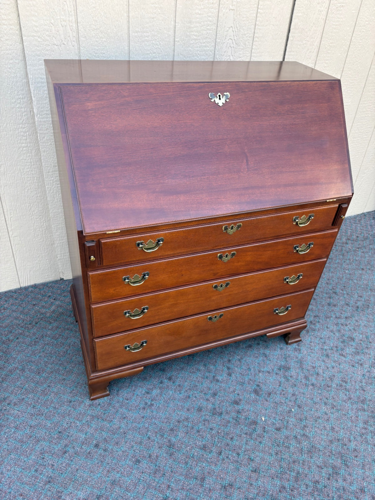68195  Craftique Traditional Mahogany Secretary Desk with Hutch