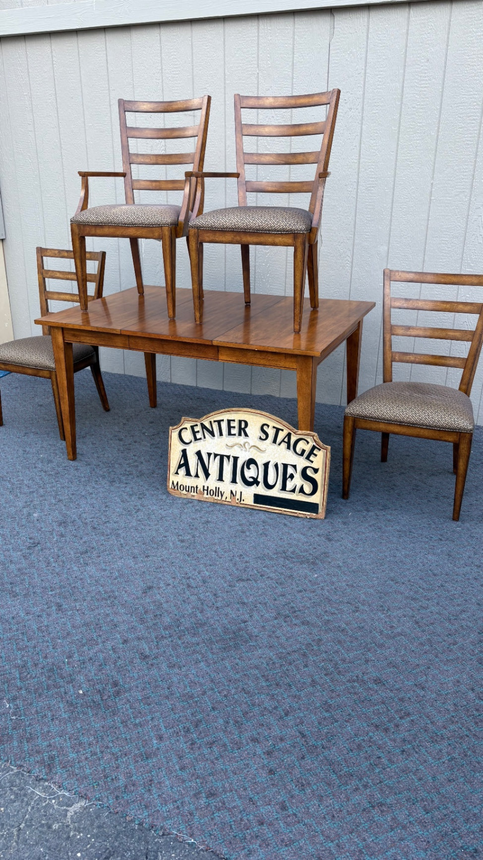 Ethan Allen Dining Table and 4 Chairs Set in Mid-Century Style