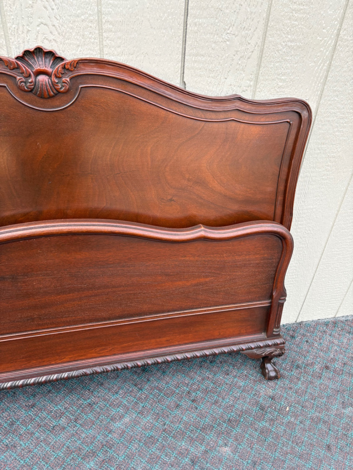 68217 Antique Mahogany Full Size Bed with Ball and Claw Feet