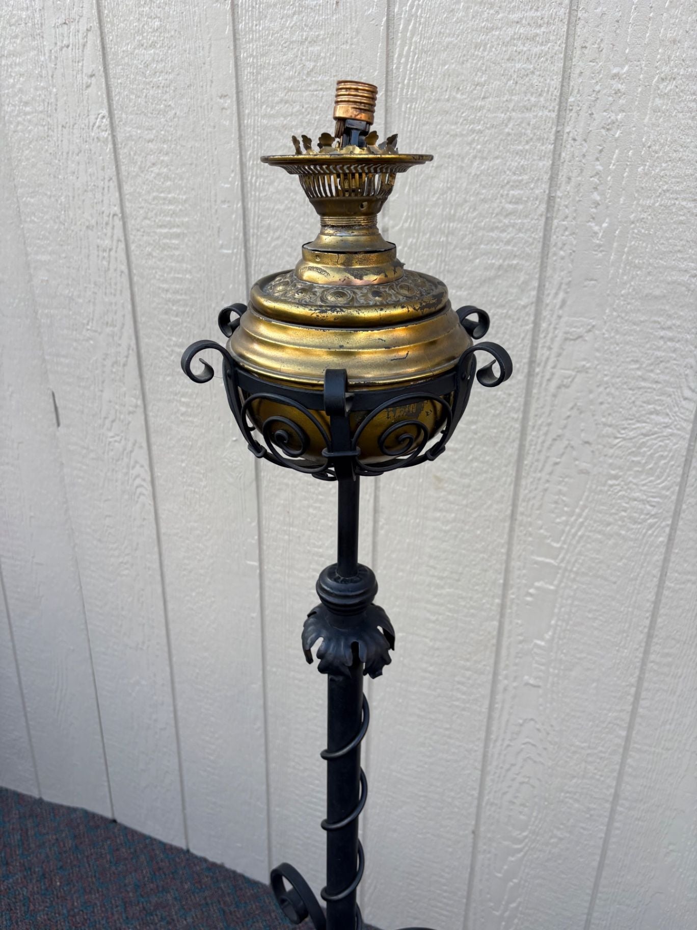 67400  Antique Victorian Wrought Iron Floor Lamp with Brass Font