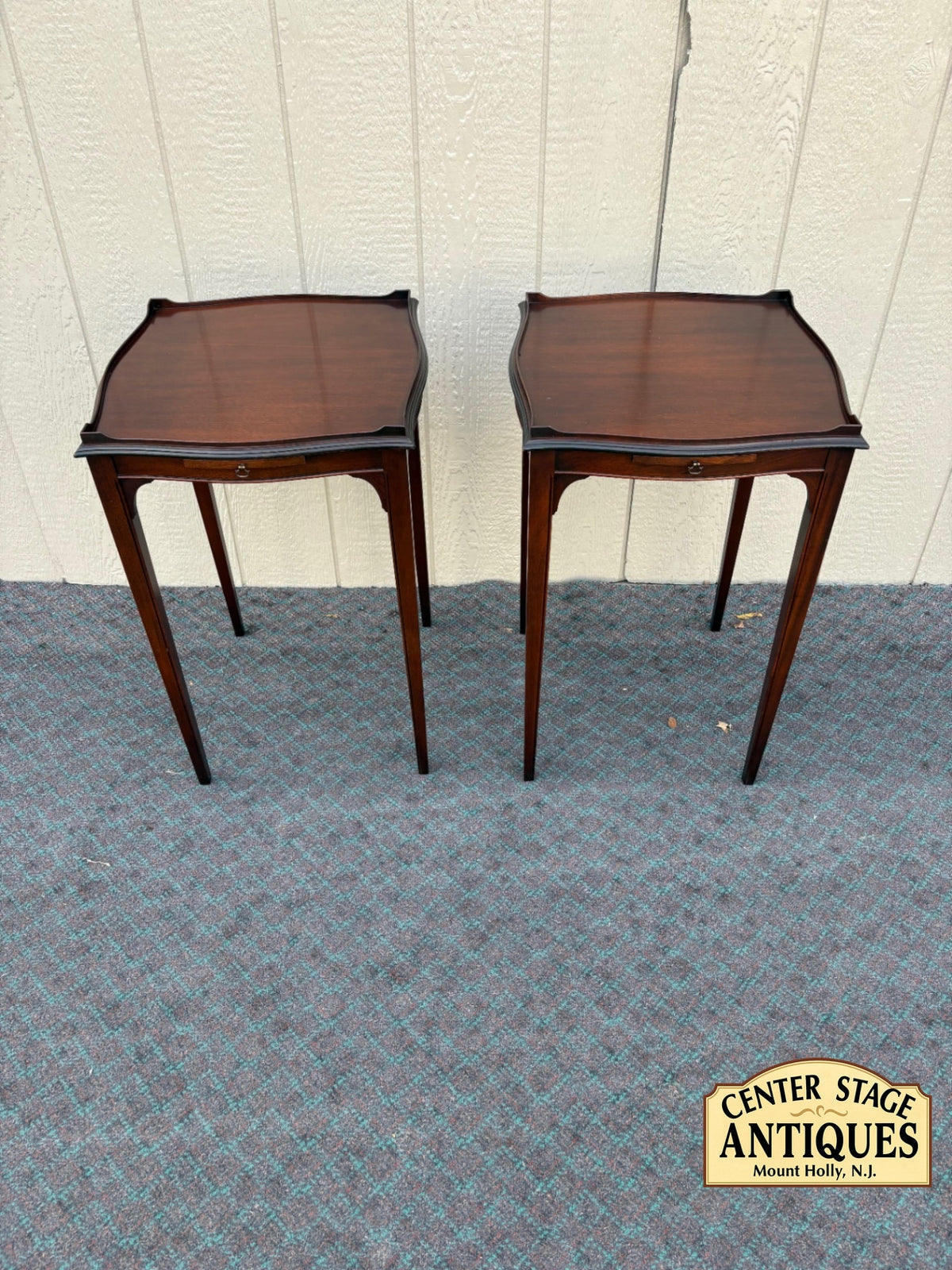 68160  Pair of Fine Arts Furniture Side Tables with Pull-Outs, Mahogany