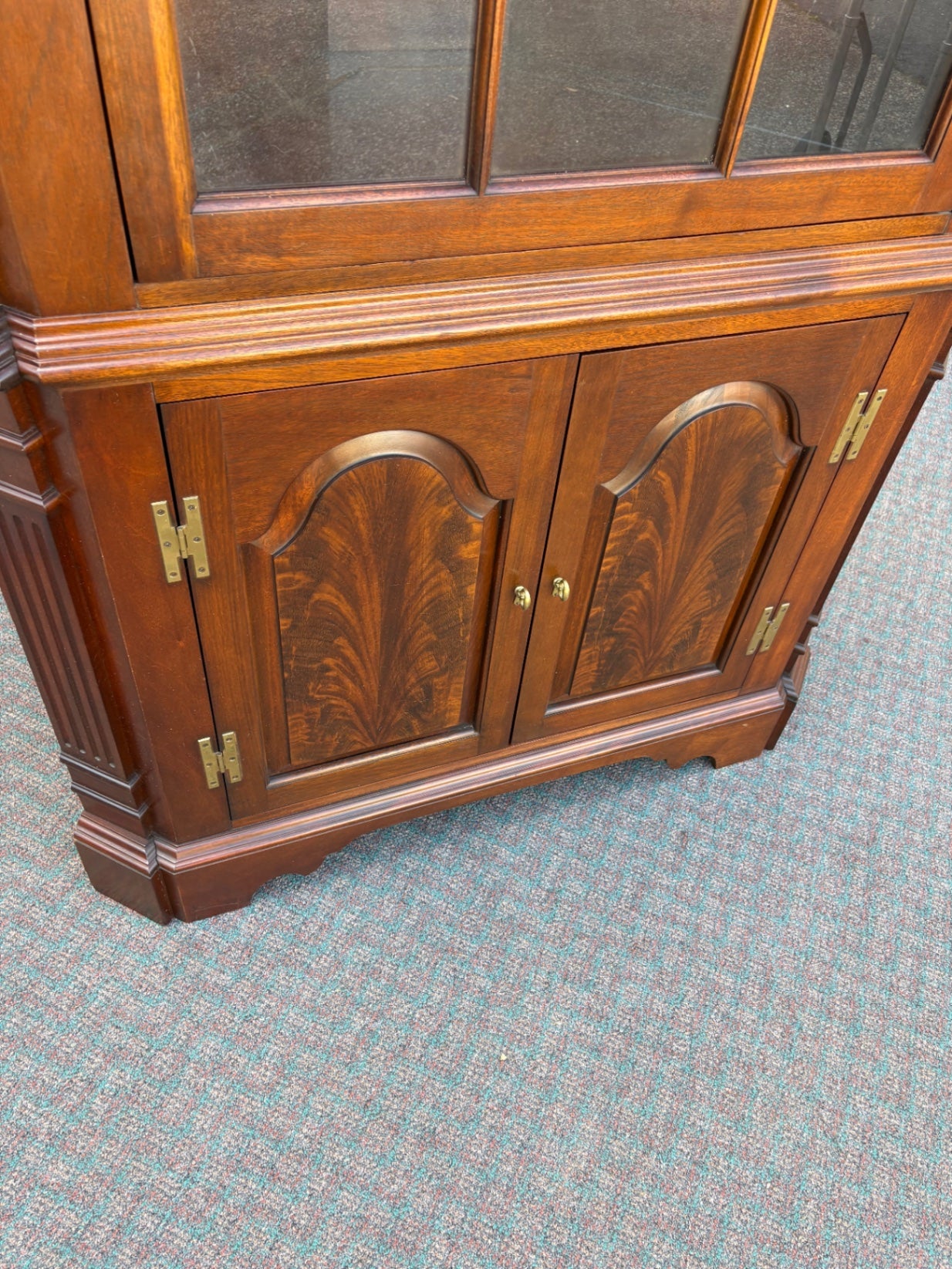 67701 Elegant Mahogany Corner Cabinet with Glass Doors and Shelves