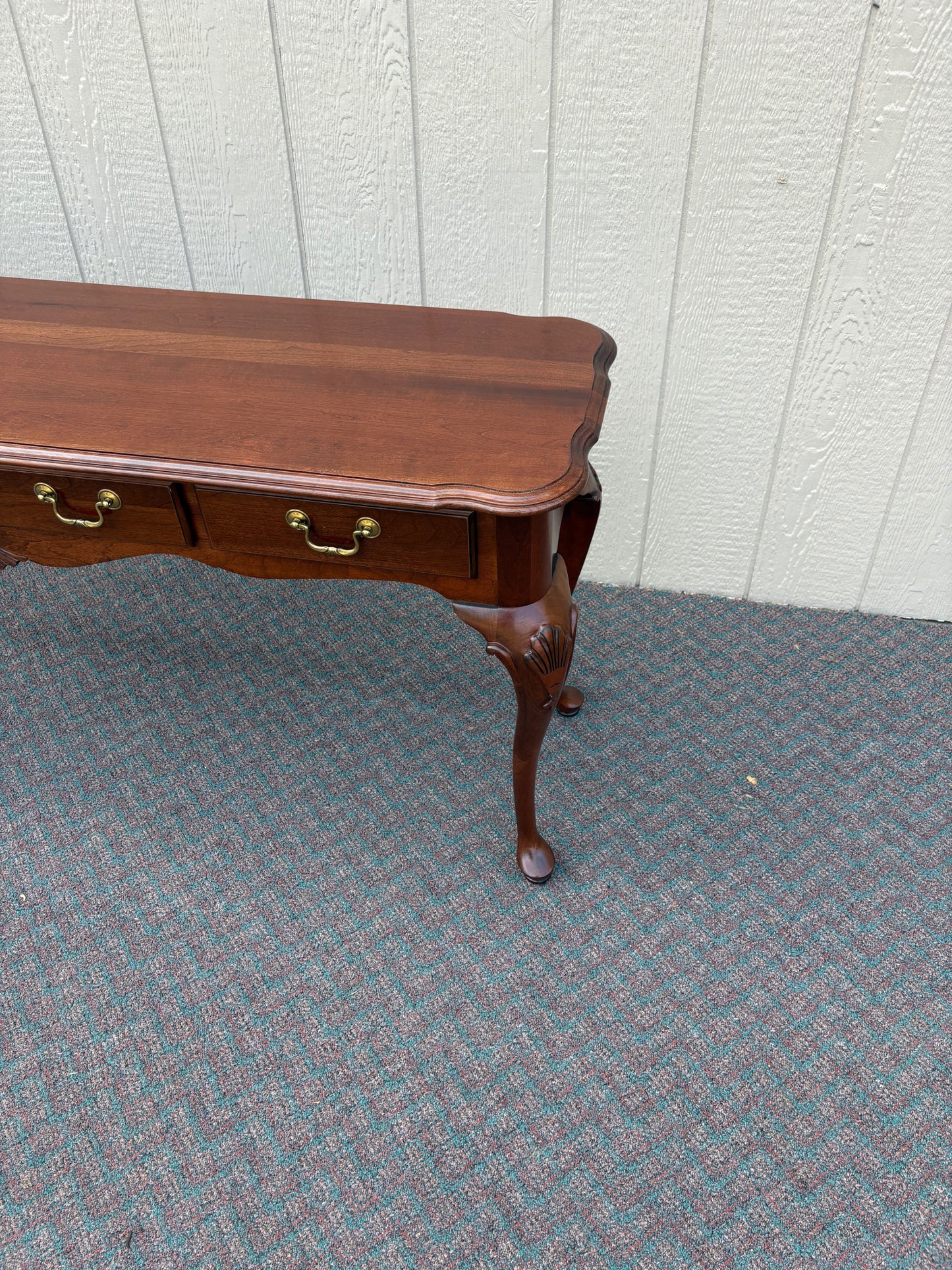 67725 Ethan Allen Queen Anne Style Mahogany Library Table