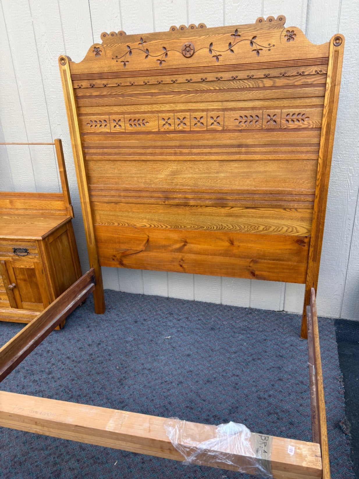 67947  Victorian Oak Bedroom Set with Full Size Bed and Dresser