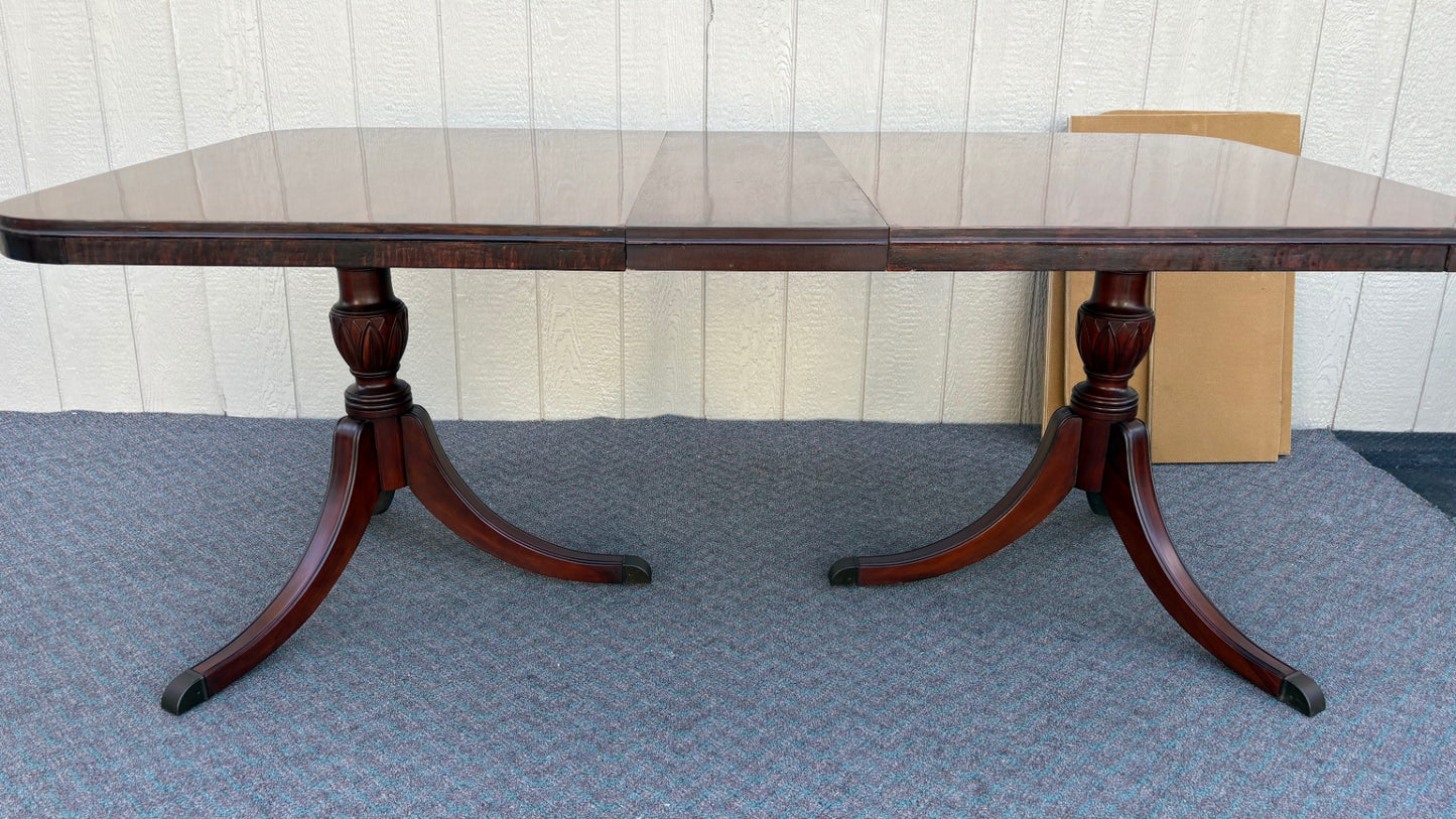 67845 Duncan Phyfe Style Dining Table with 6 Shield Back Chairs