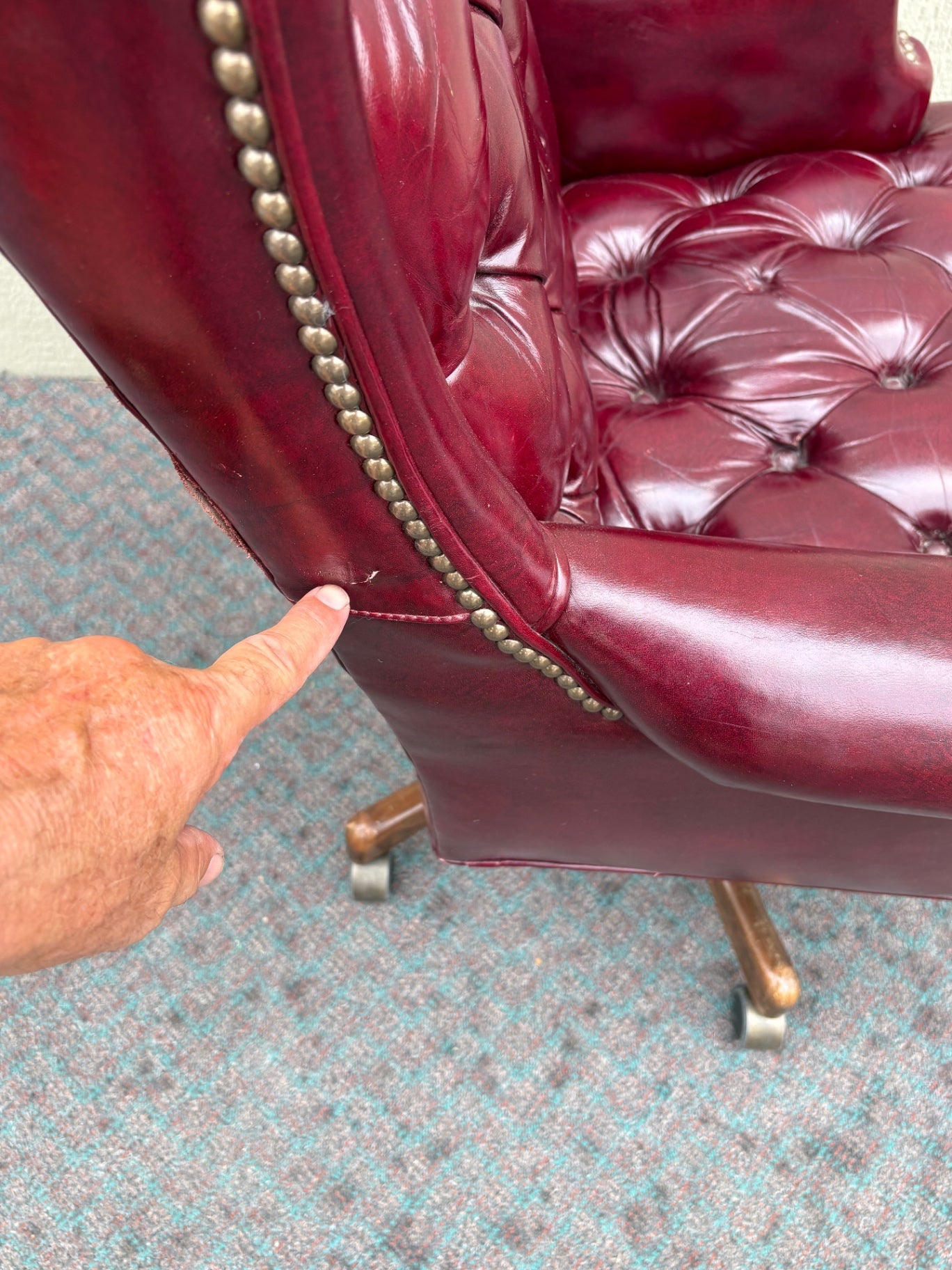 67868  Vintage Burgundy Leather Tufted Swivel Office Chair with Nailhead Trim