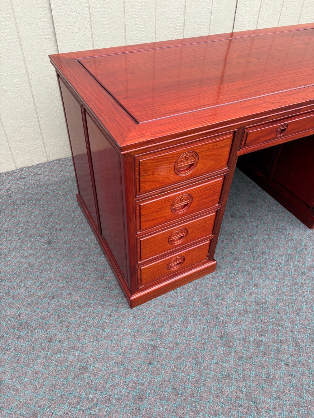 Oriental Executive Desk with Rich Mahogany Finish and Ample Storage