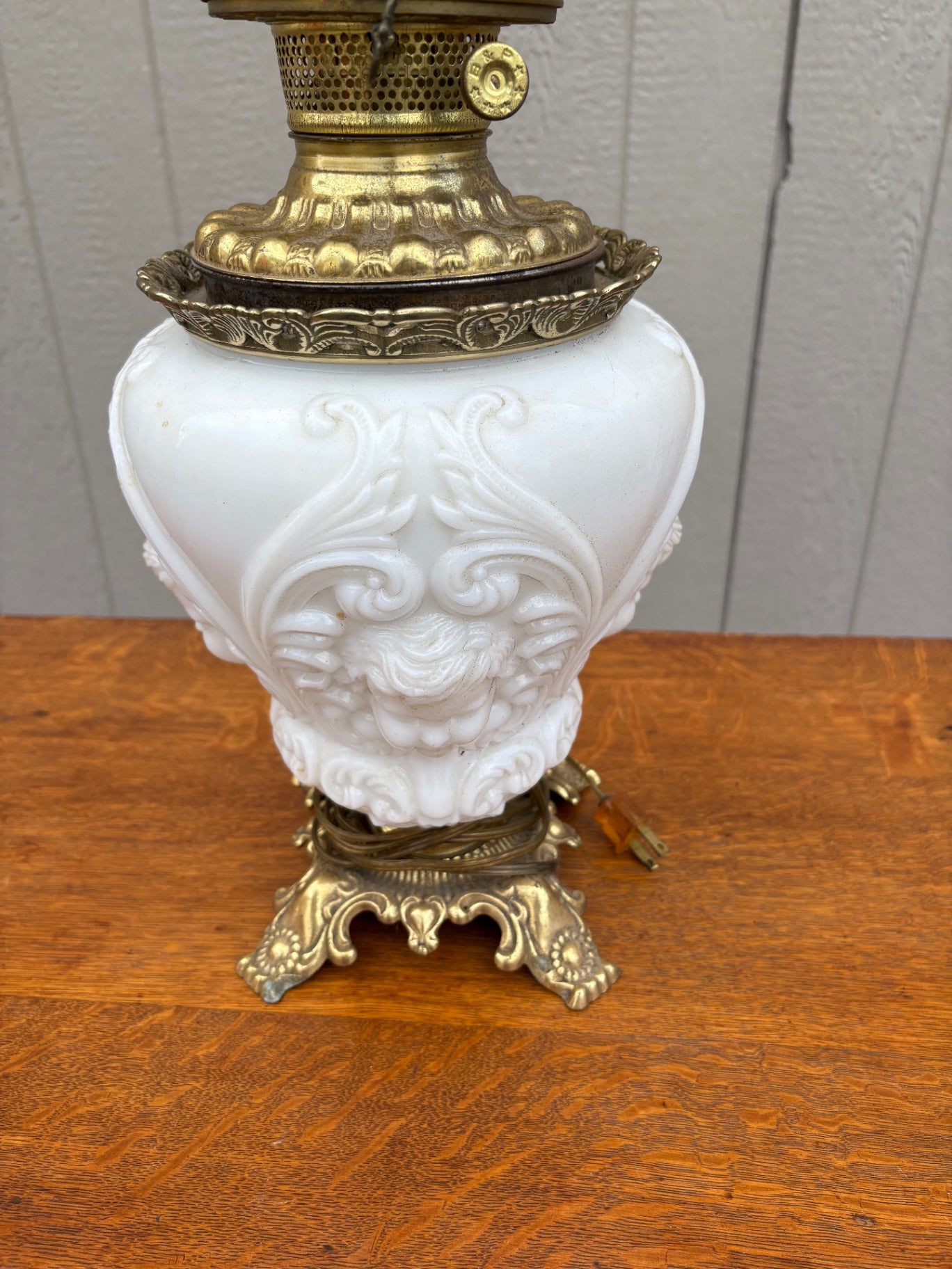 67961  Victorian Cherub Glass Lamp with Brass Base, 27 Inches Tall