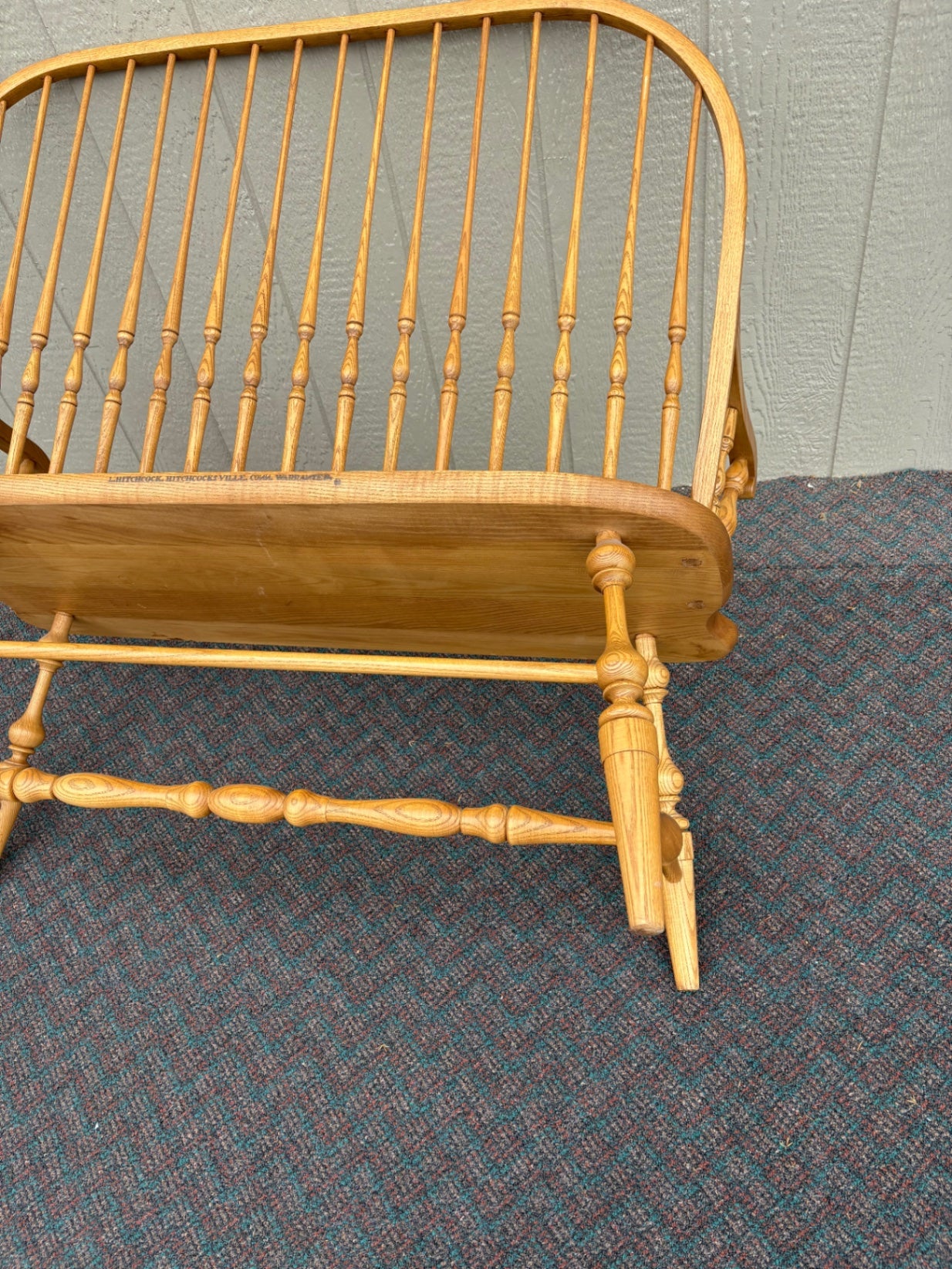 67822 Hitchcock Settee Bench, Classic Windsor Style, Solid Oak