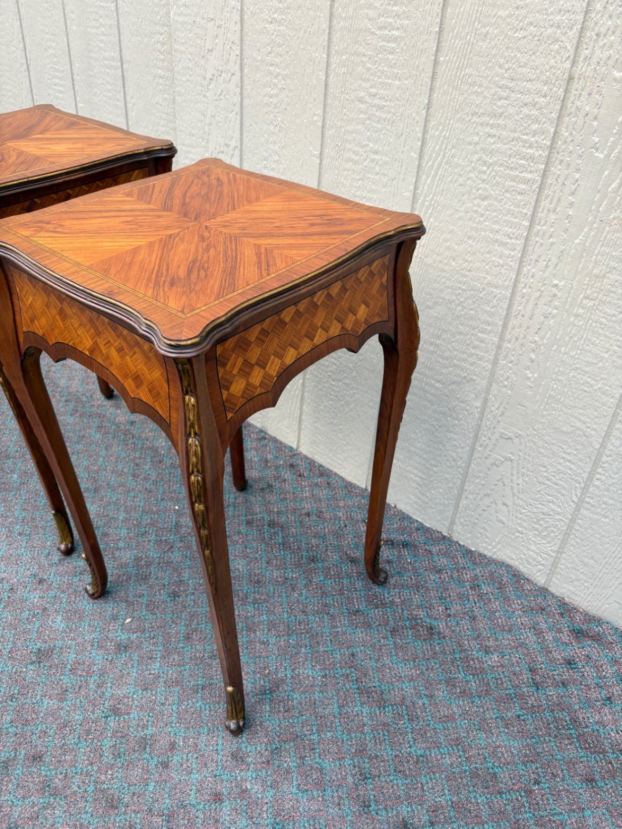 68095 Pair of French Louis XV Style Inlaid Marquetry Side Tables