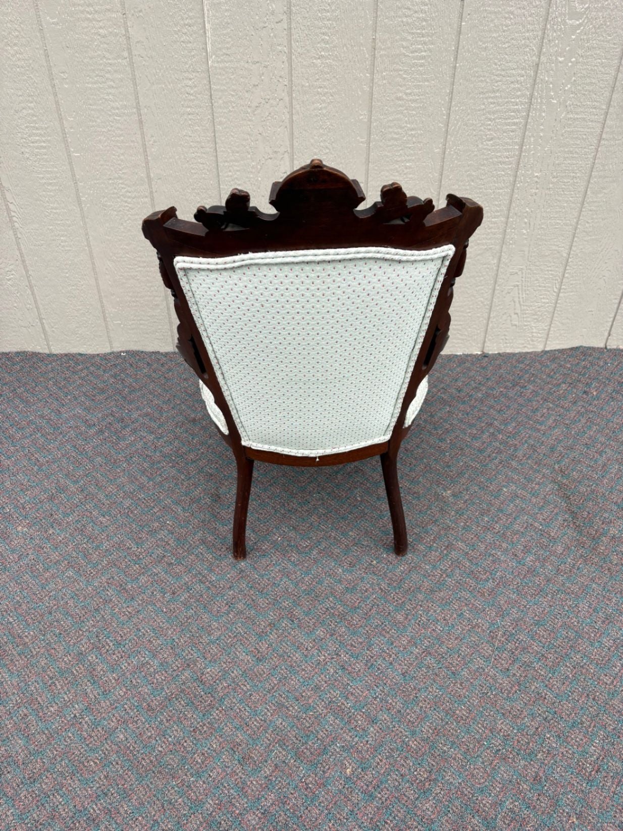 67621  Pair of Victorian Balloon-Back Chairs in Mahogany with Upholstery