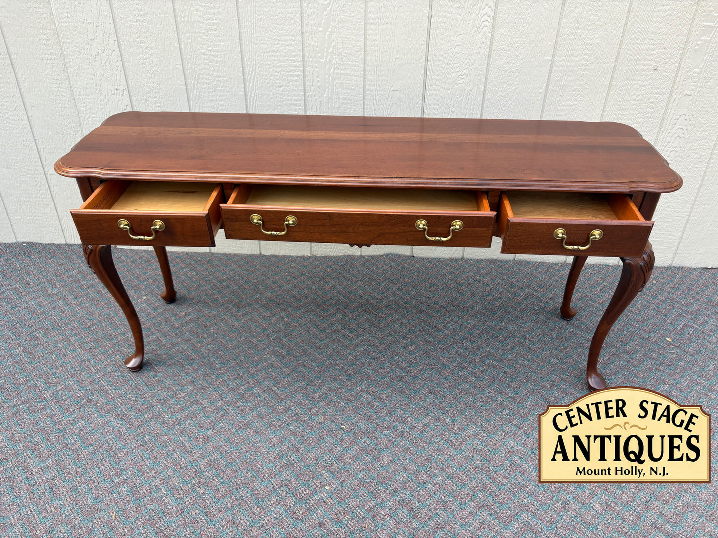 67725 Ethan Allen Queen Anne Style Mahogany Library Table