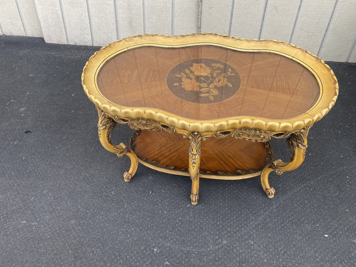 65653   Decorator Antique Tray Top Coffee Table Stand