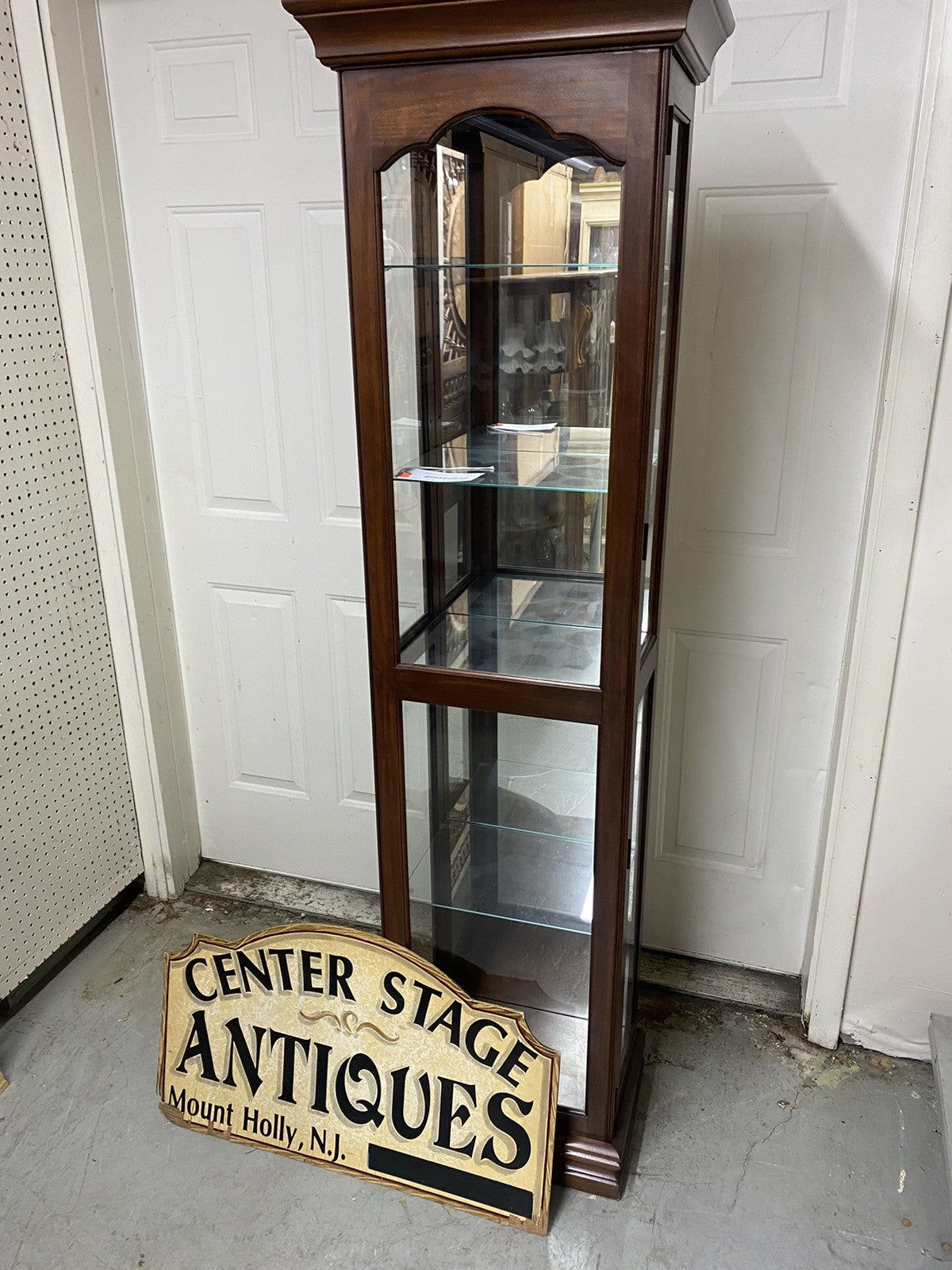 64775 REINISCH Curio China Cabinet