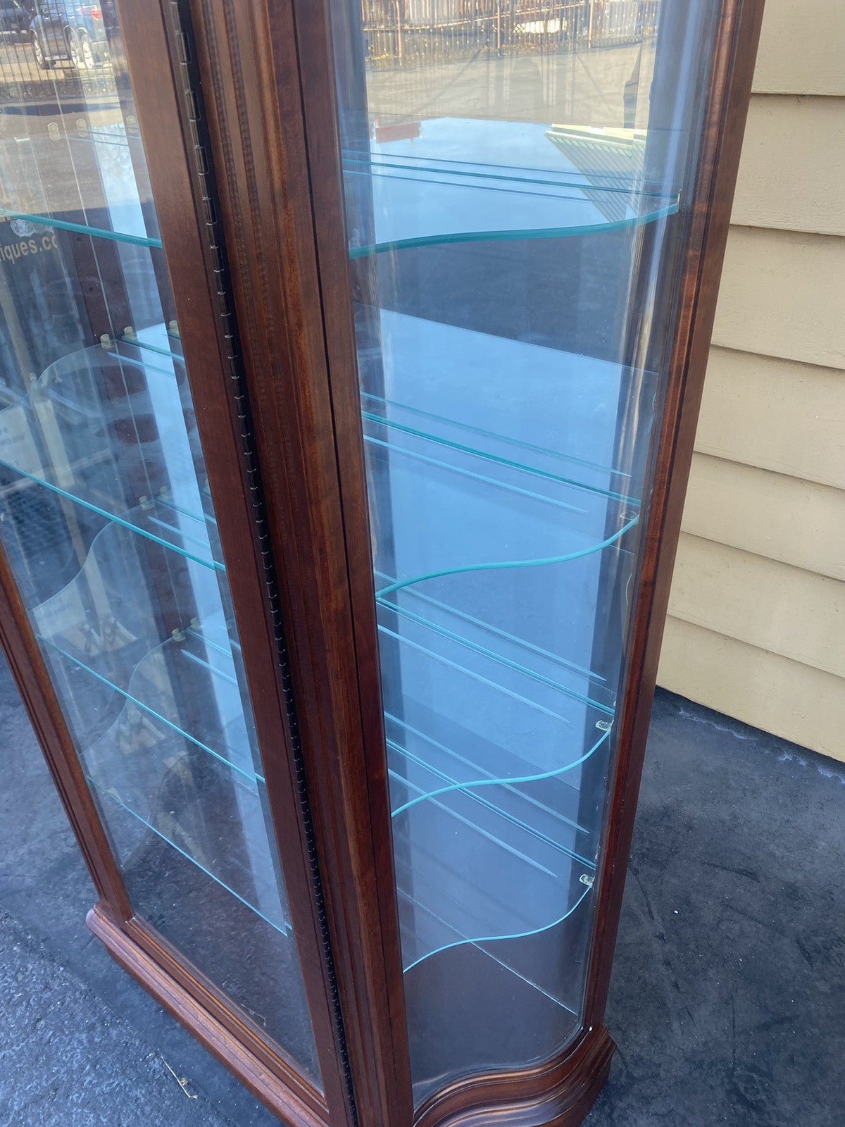 66378 Serpentine Glass Quality Curio China Cabinet