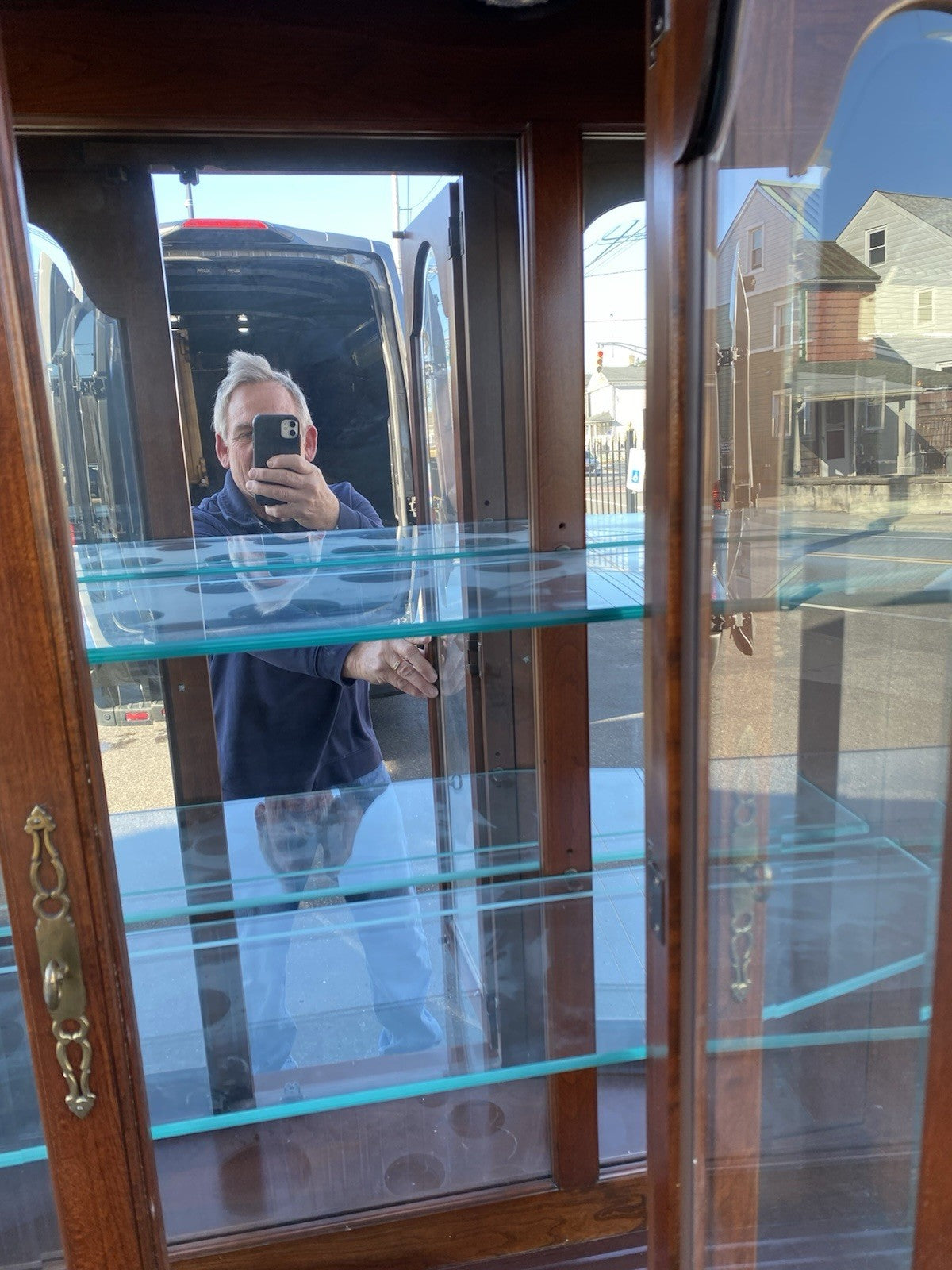 66479 PENNSYLVANIA HOUSE Cherry Breakfront China Cabinet Curio