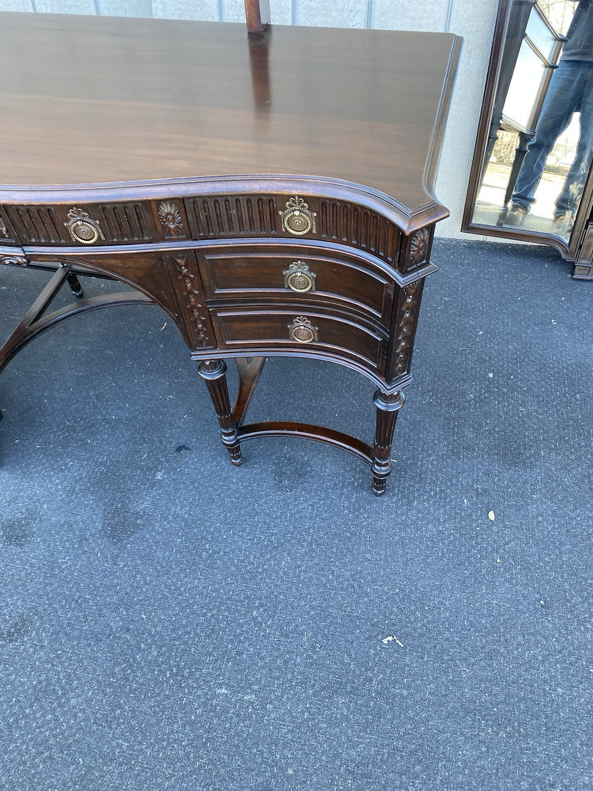 66340 Antique Mahogany Vanity Desk with Tri - Fold Mirror RARE FIND