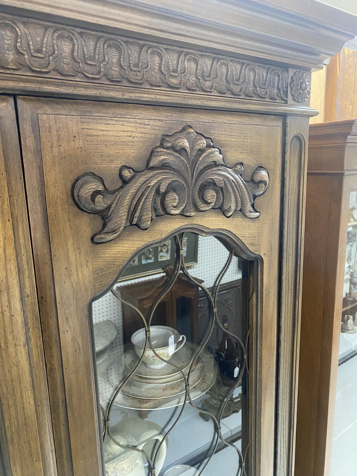 57262   Fancy  Modern Oak Curio China Cabinet with Light