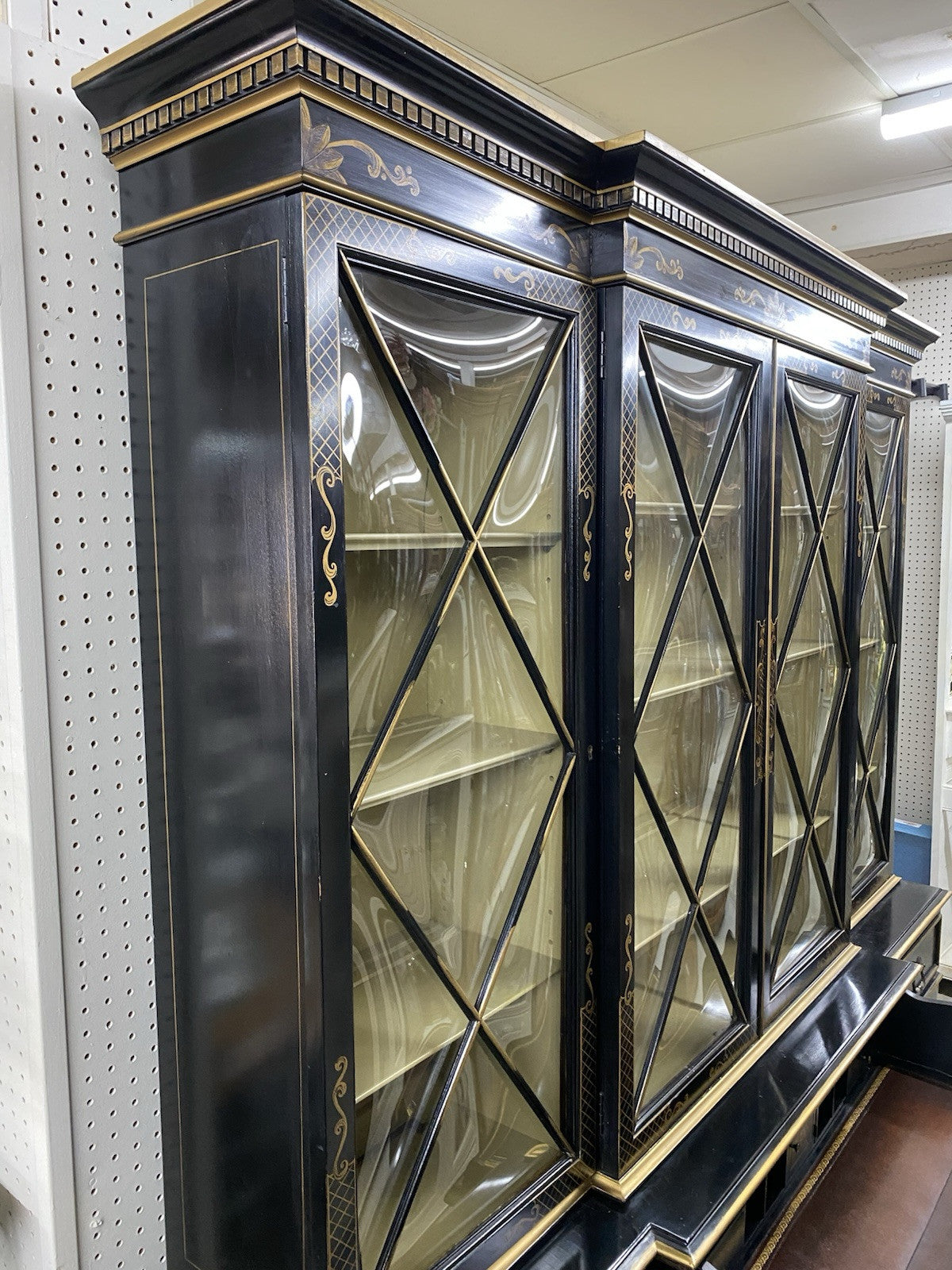 65944 Oriental KEN HILL  Furniture Breakfront China Cabinet Curio