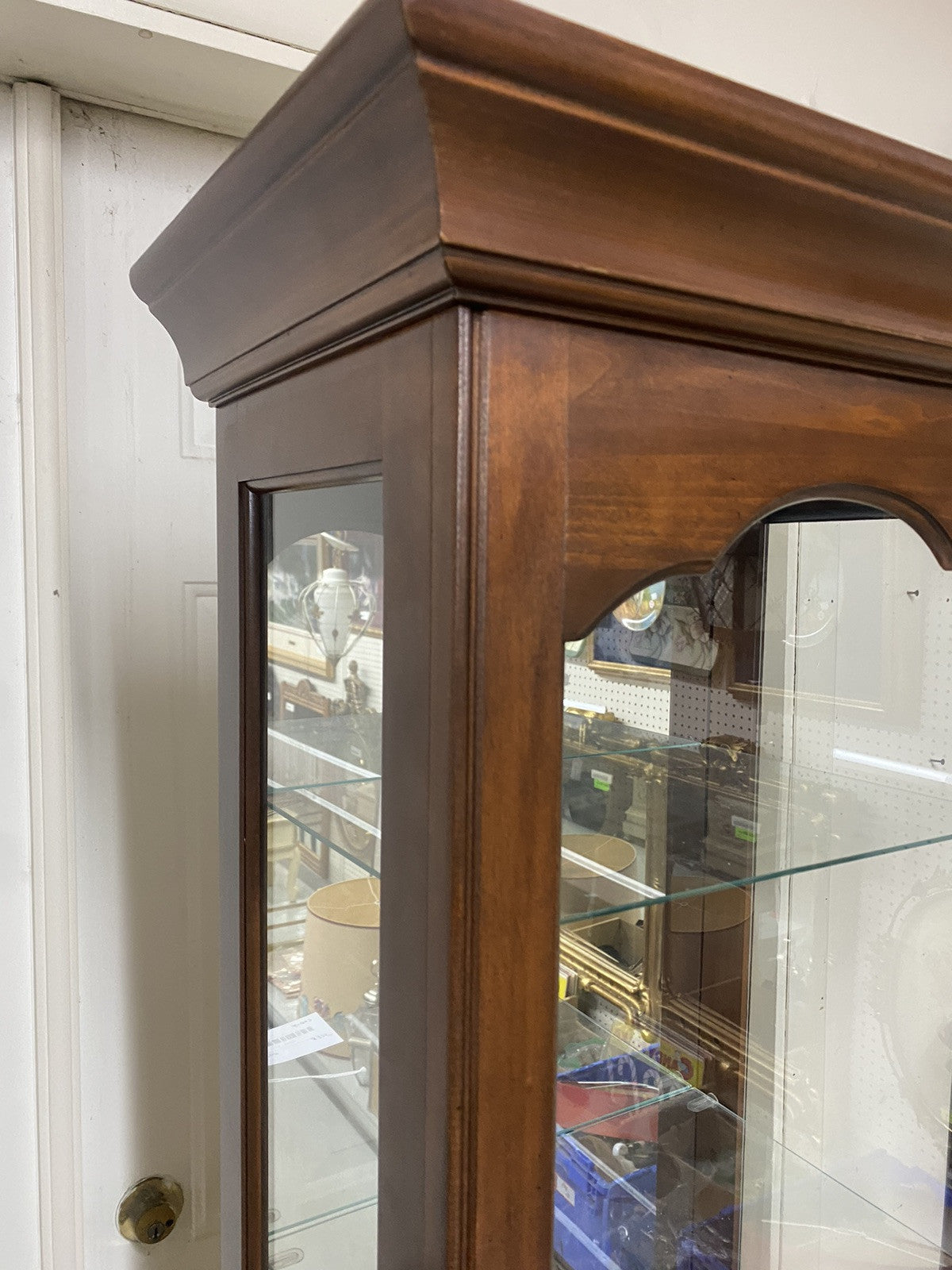 64775 REINISCH Curio China Cabinet