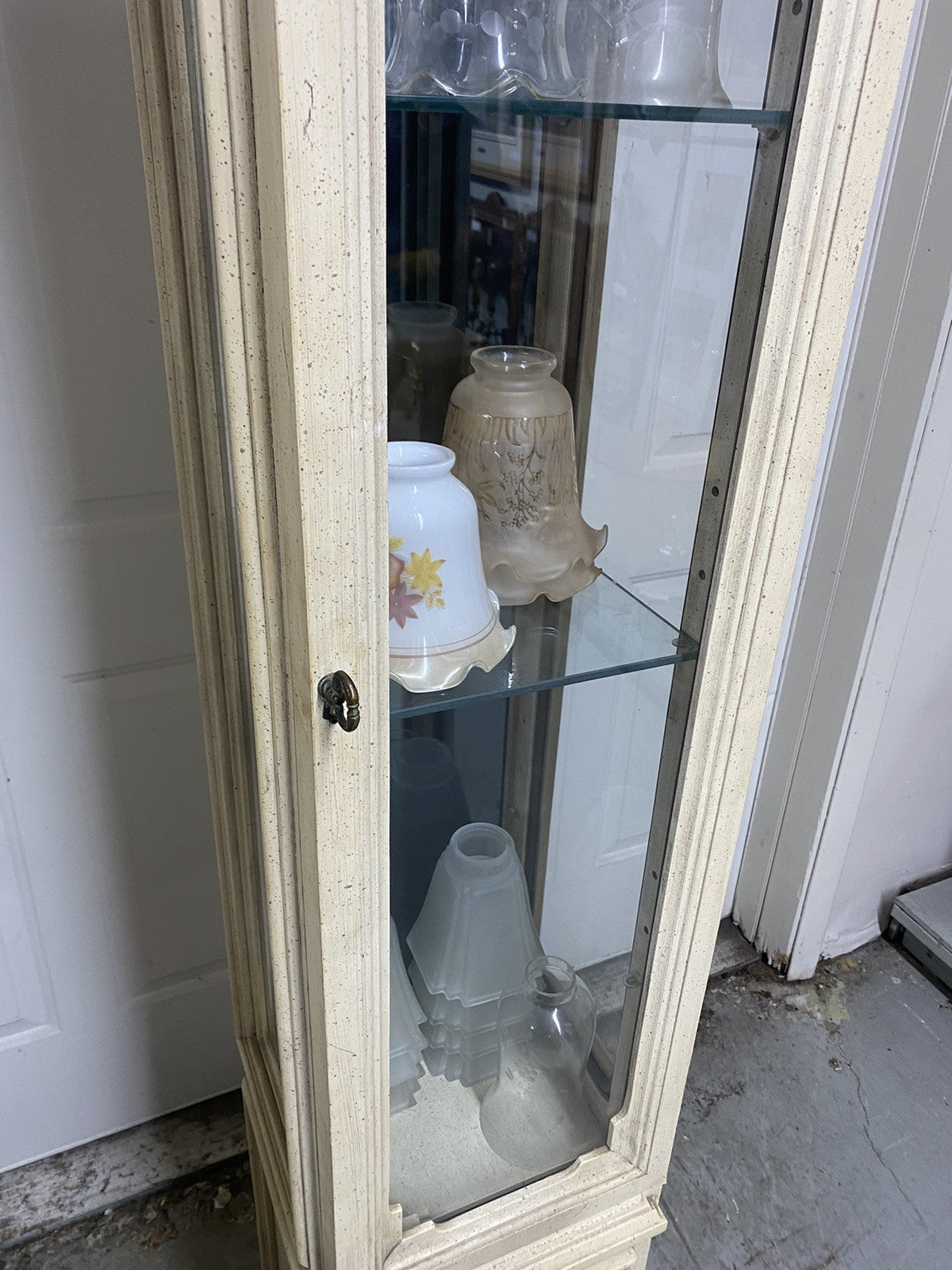 64874 SANFORD Furniture Curio Decorator China Cabinet