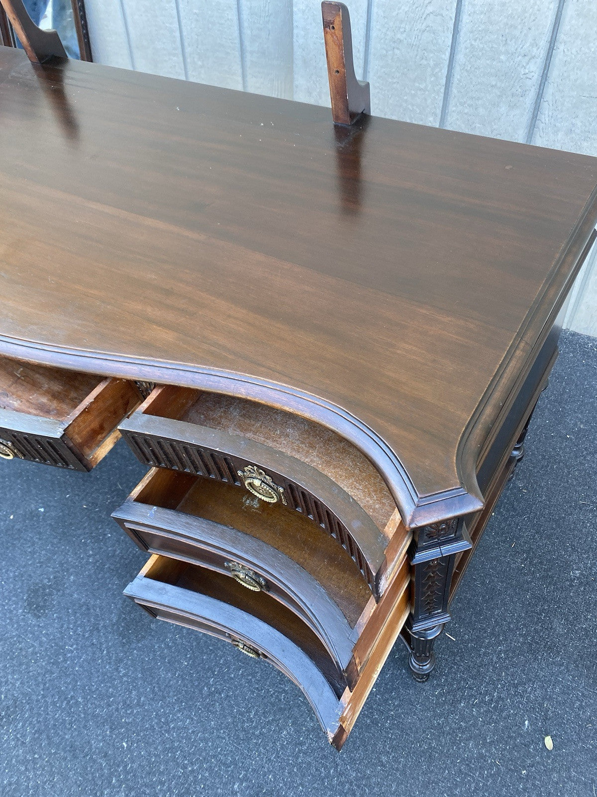 66340 Antique Mahogany Vanity Desk with Tri - Fold Mirror RARE FIND