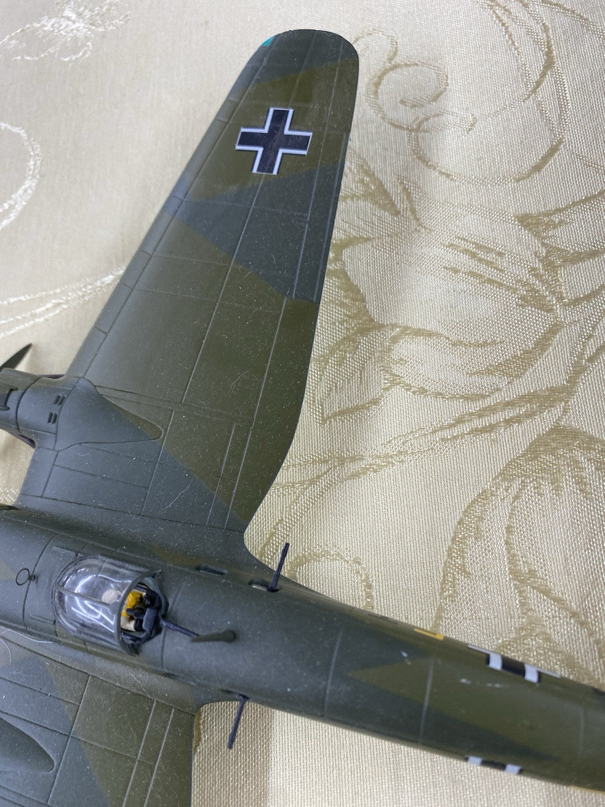 ES 202:   Corgi  Aviation Limited edition AA33711     Diecast  Airplane