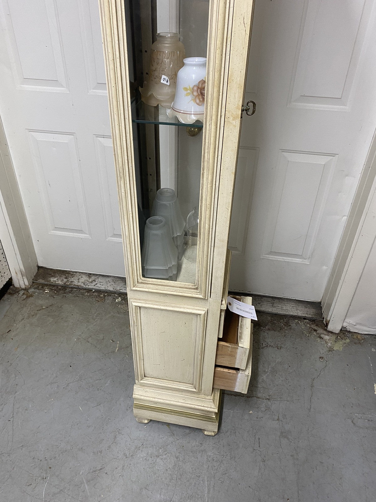 64874 SANFORD Furniture Curio Decorator China Cabinet