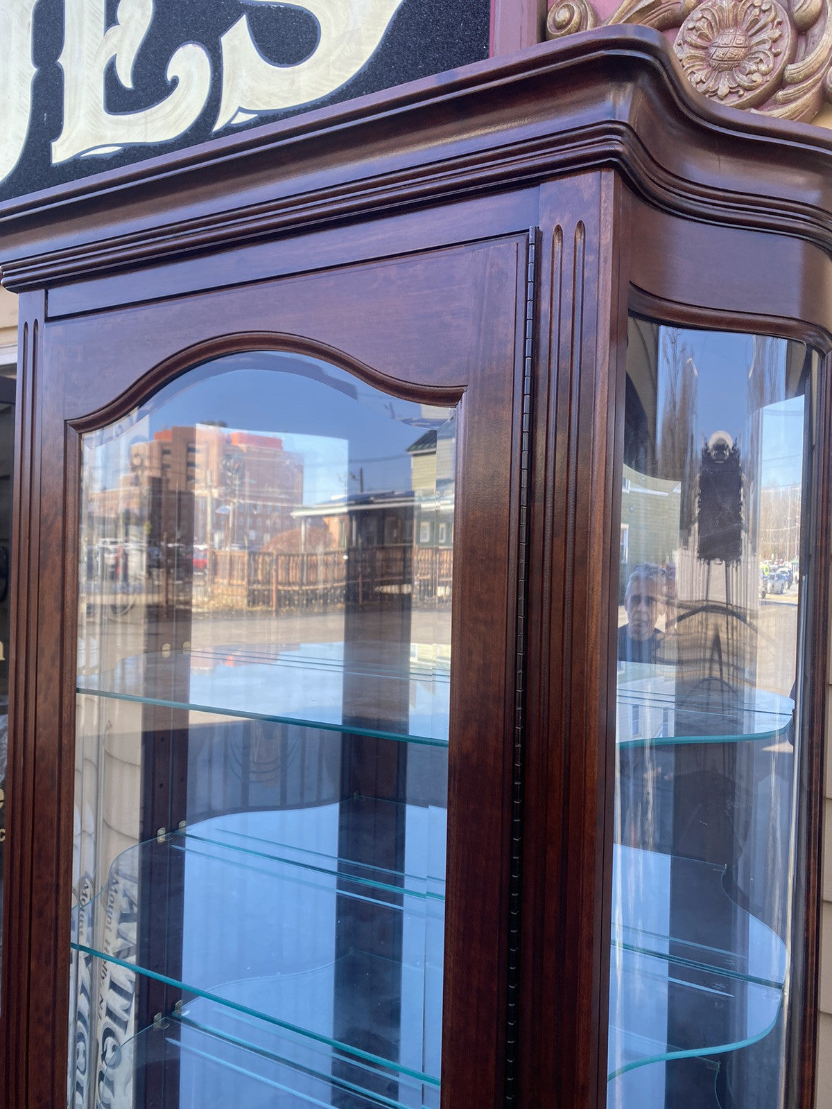 66378 Serpentine Glass Quality Curio China Cabinet