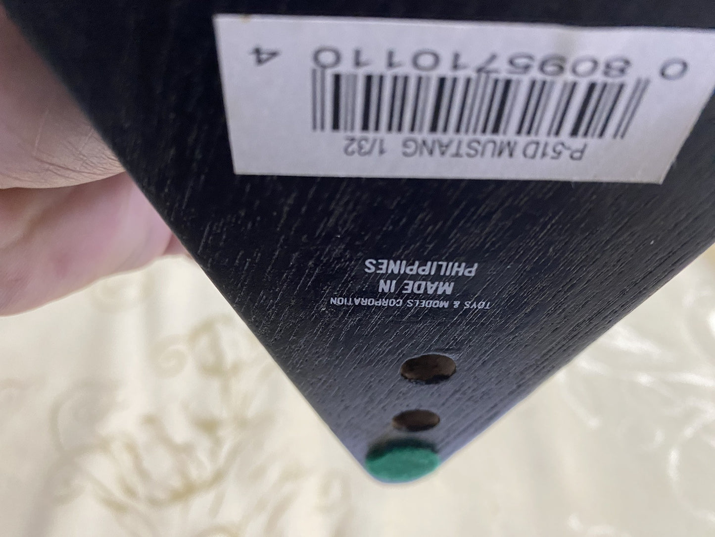 ES 221:  PS -51 D Mustang  Airplane  Scale 1/32 Big Beautiful Doll   14 1/2 Wing