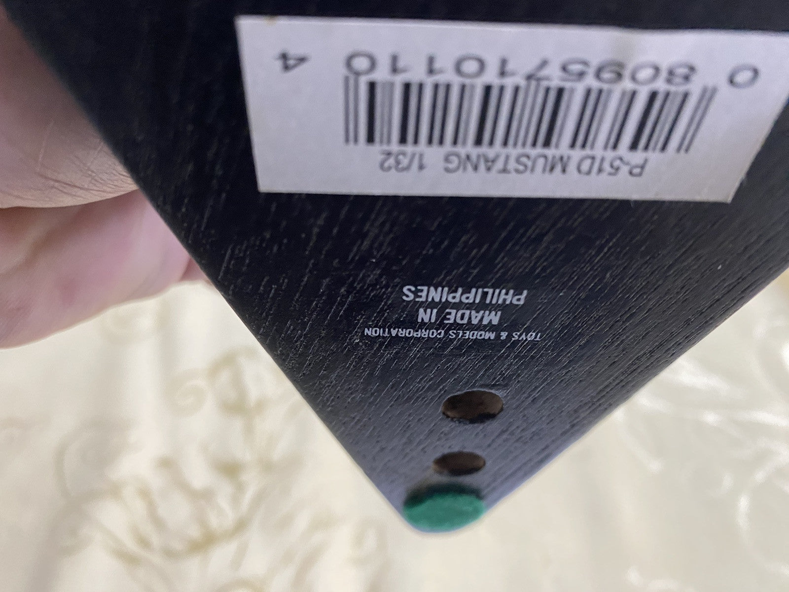 ES 221:  PS -51 D Mustang  Airplane  Scale 1/32 Big Beautiful Doll   14 1/2 Wing