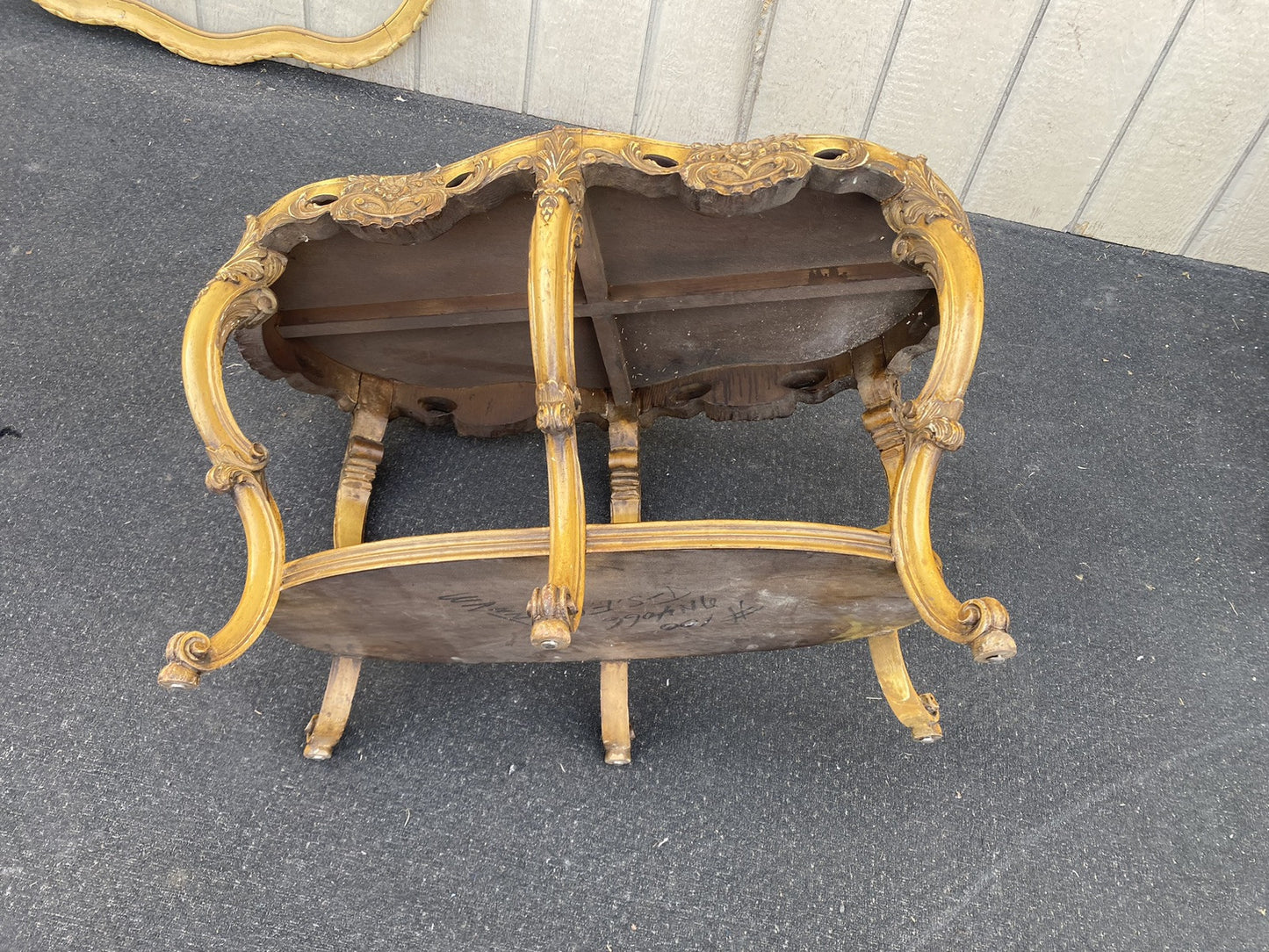 65653   Decorator Antique Tray Top Coffee Table Stand