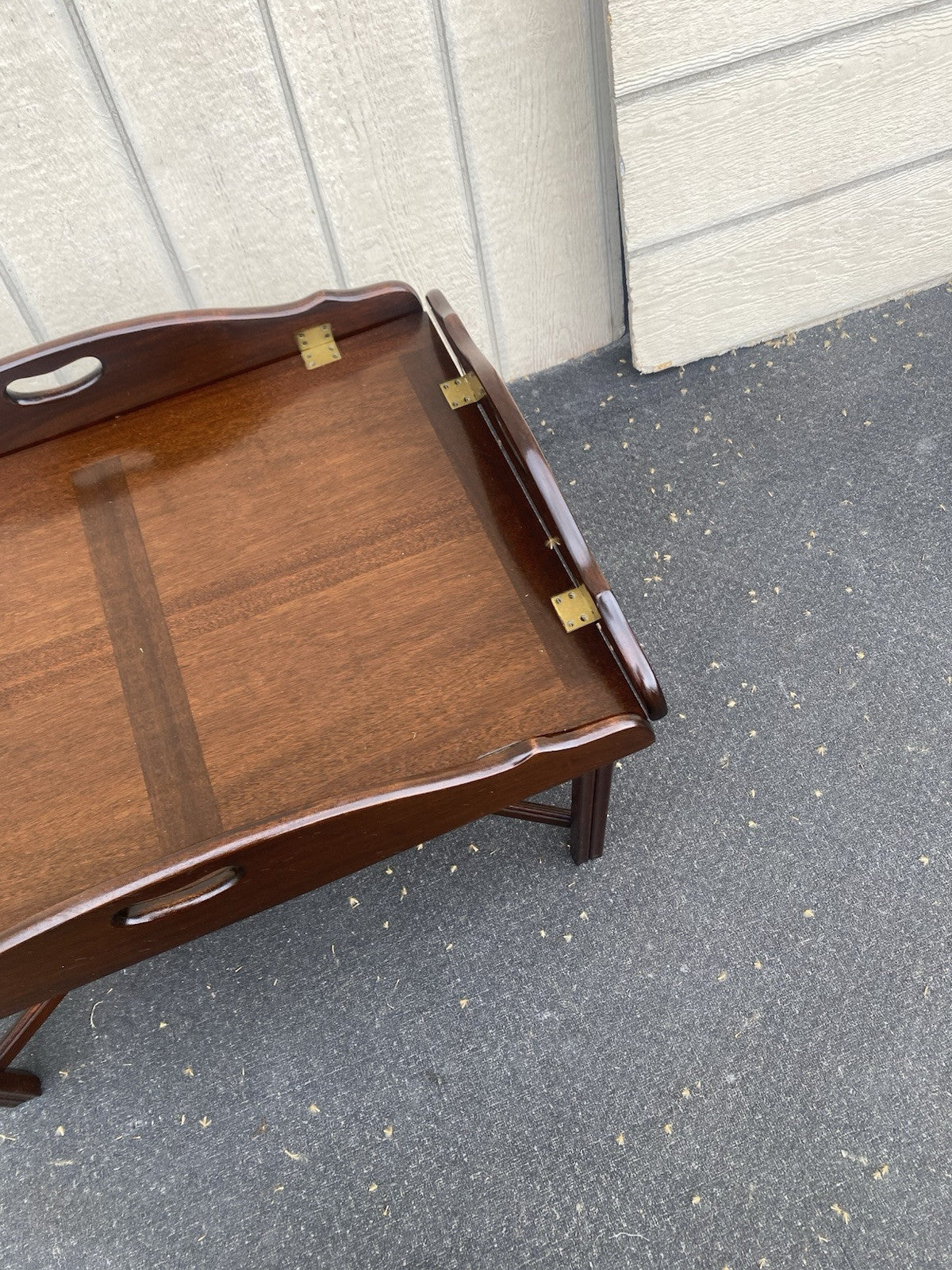 66432 Mahogany Butler Coffee Table Stand
