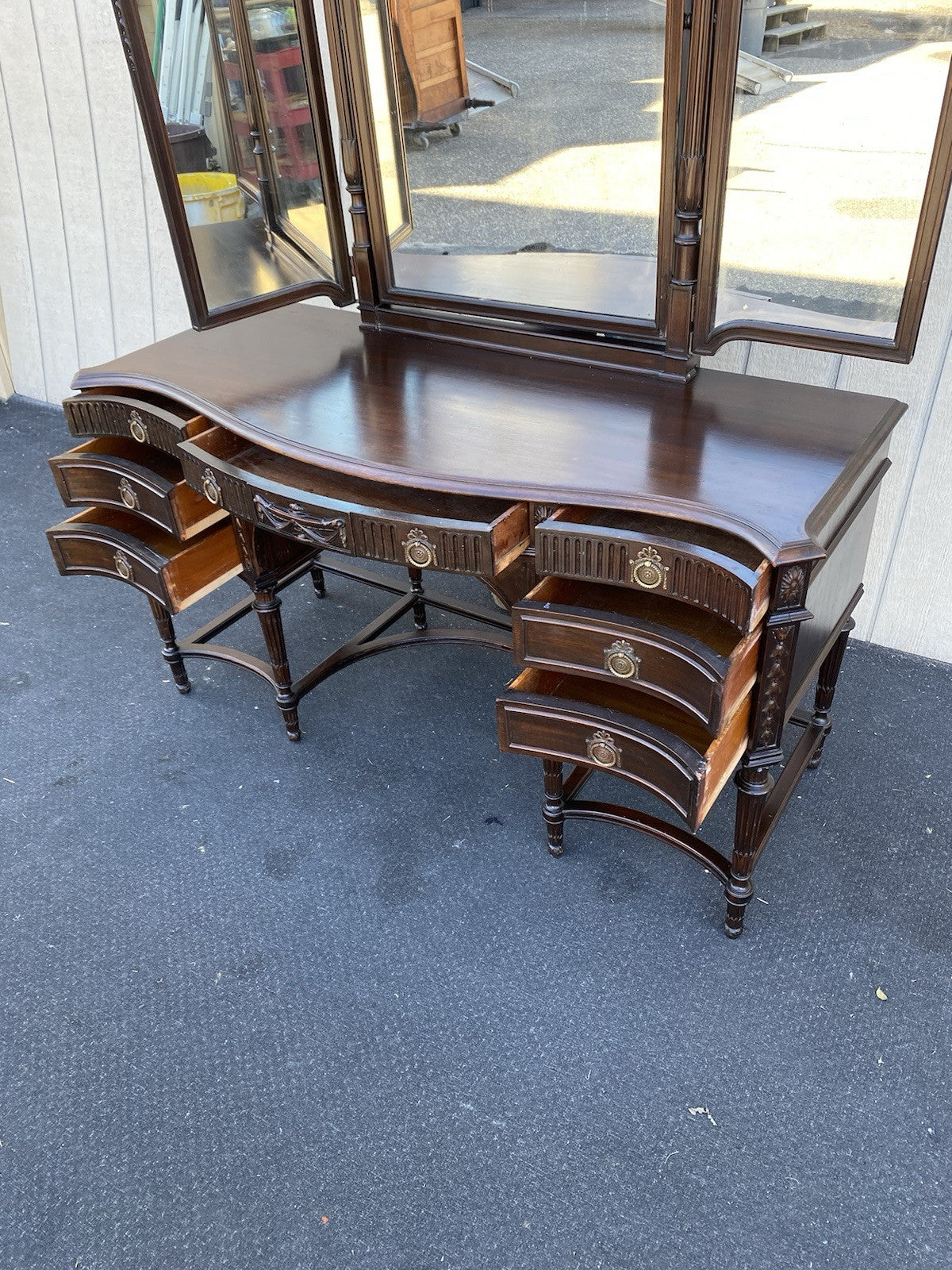 66340 Antique Mahogany Vanity Desk with Tri - Fold Mirror RARE FIND