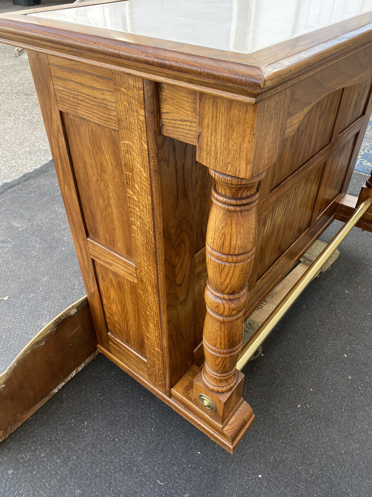 66334  Oak Tile Top Bar Liquor Cabinet with 2 Barstools Stool s