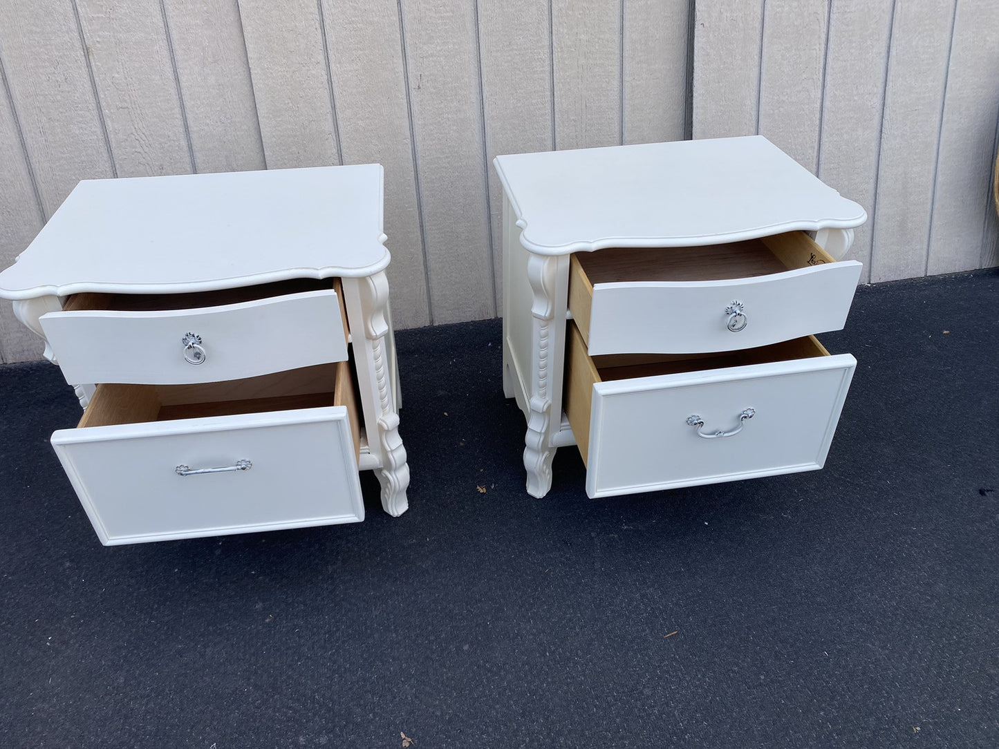 66379 Pair LEXINGTON Furniture Nightstand End Table Stand s