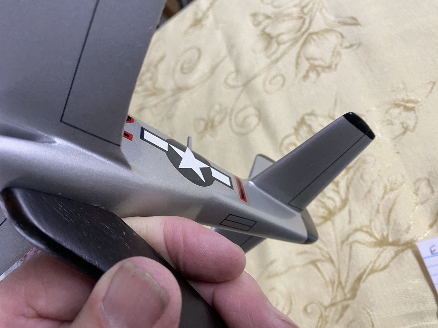 ES 221:  PS -51 D Mustang  Airplane  Scale 1/32 Big Beautiful Doll   14 1/2 Wing