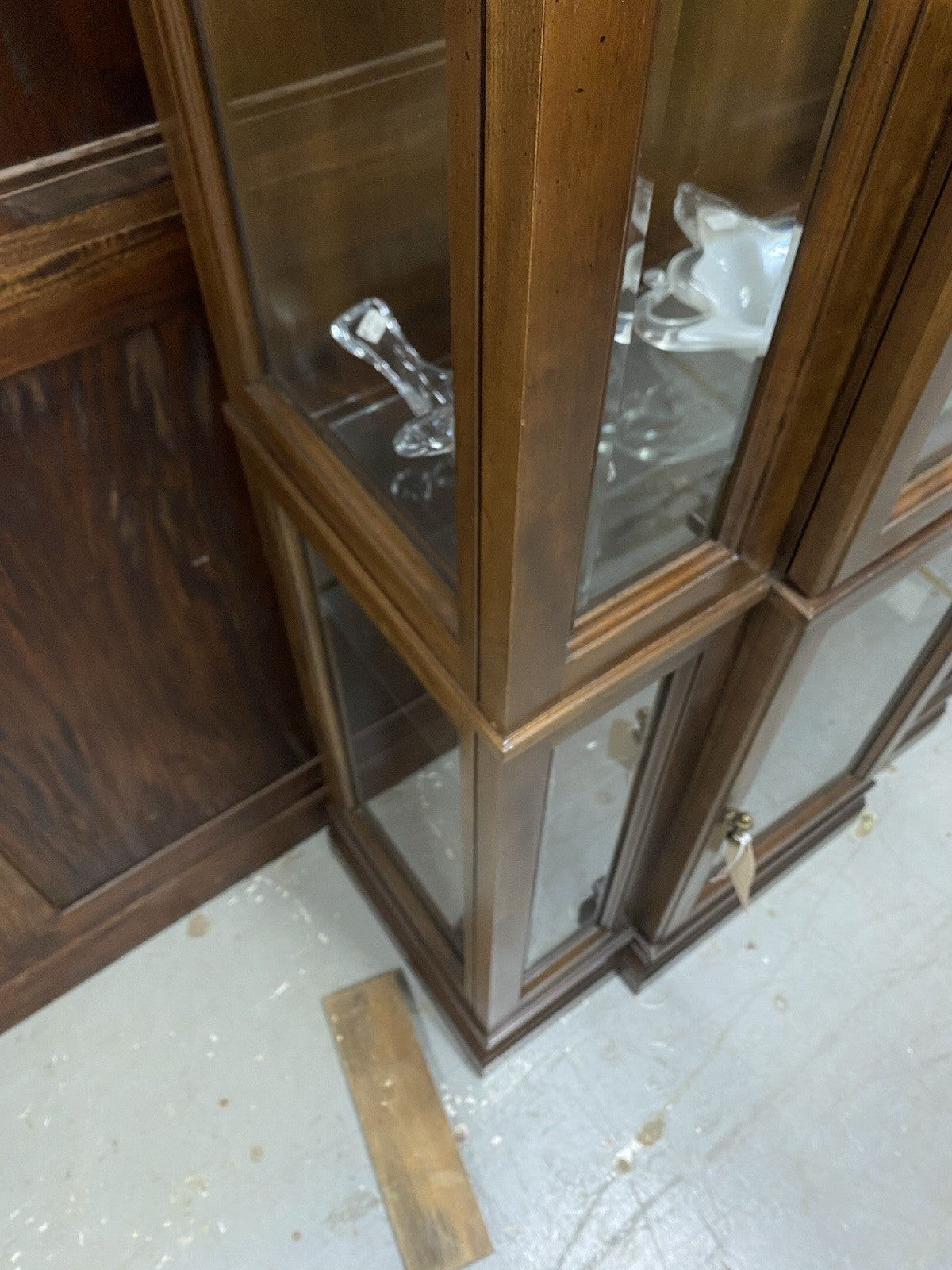 64303 Jasper Furniture  2 Door Curio China  Cabinet