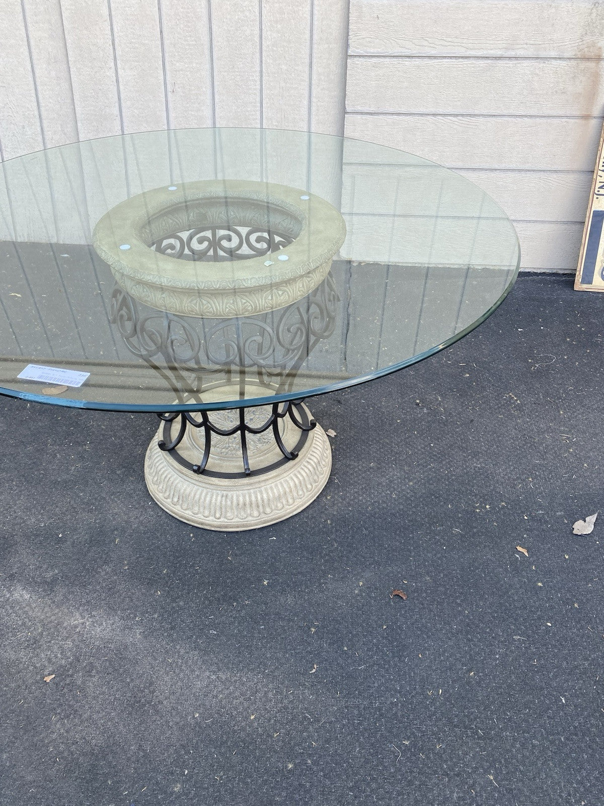 66359 BOMBAY Furniture Glass Top Foyer Dining Table with Fancy base