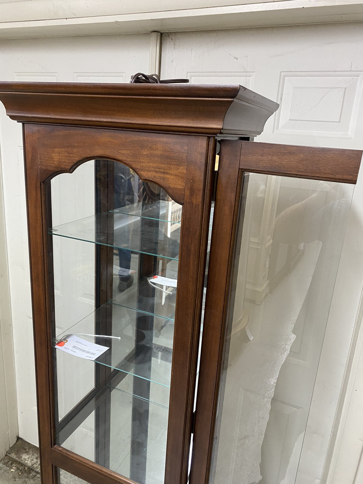 64775 REINISCH Curio China Cabinet