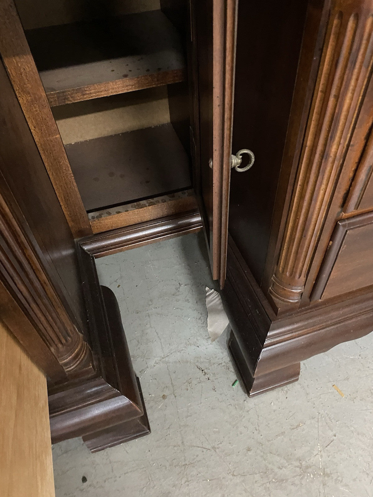 64278 American Drew Secretary Desk with Bookcase Top