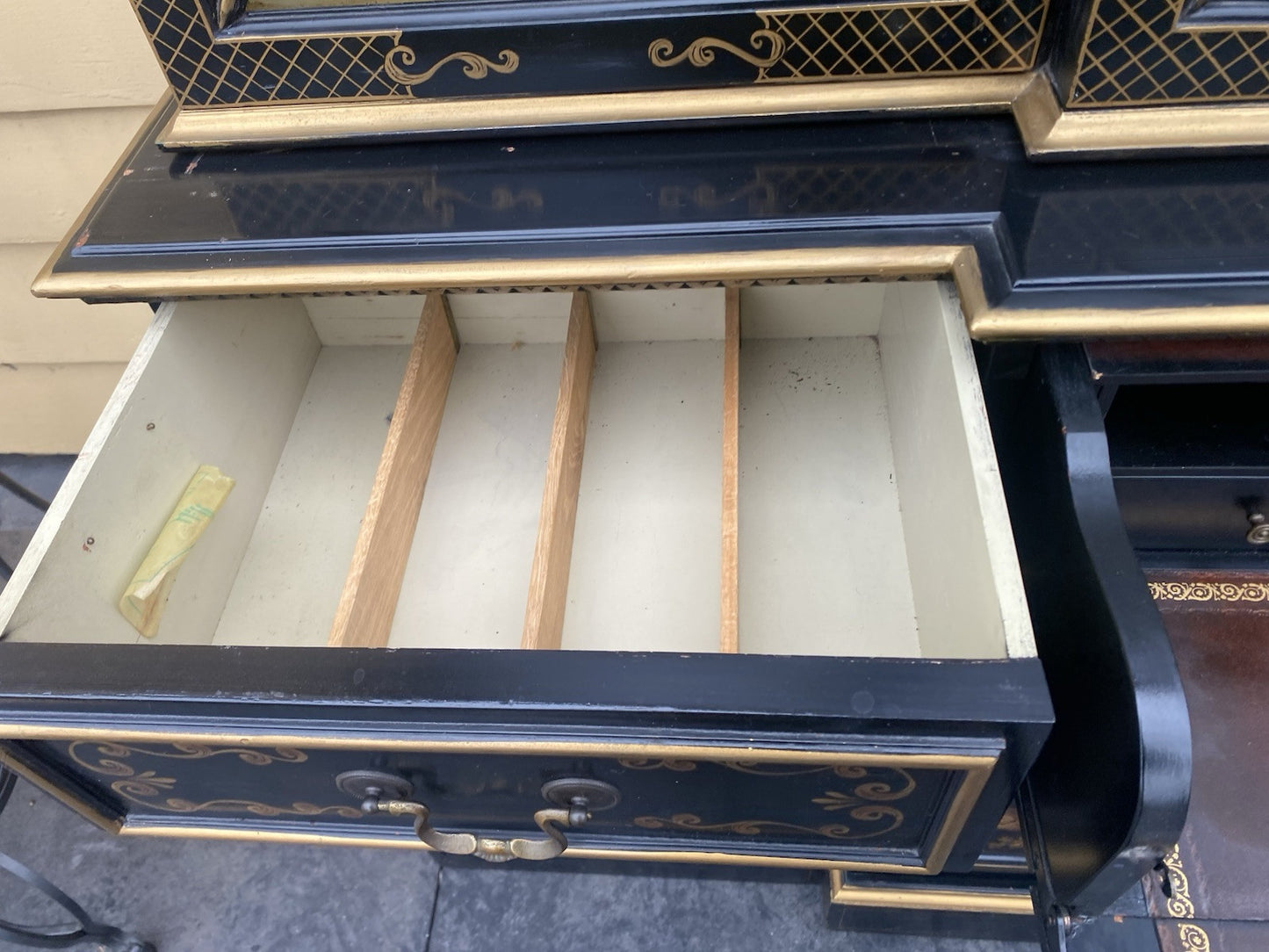 65944 Oriental KEN HILL Furniture Breakfront China Cabinet Curio